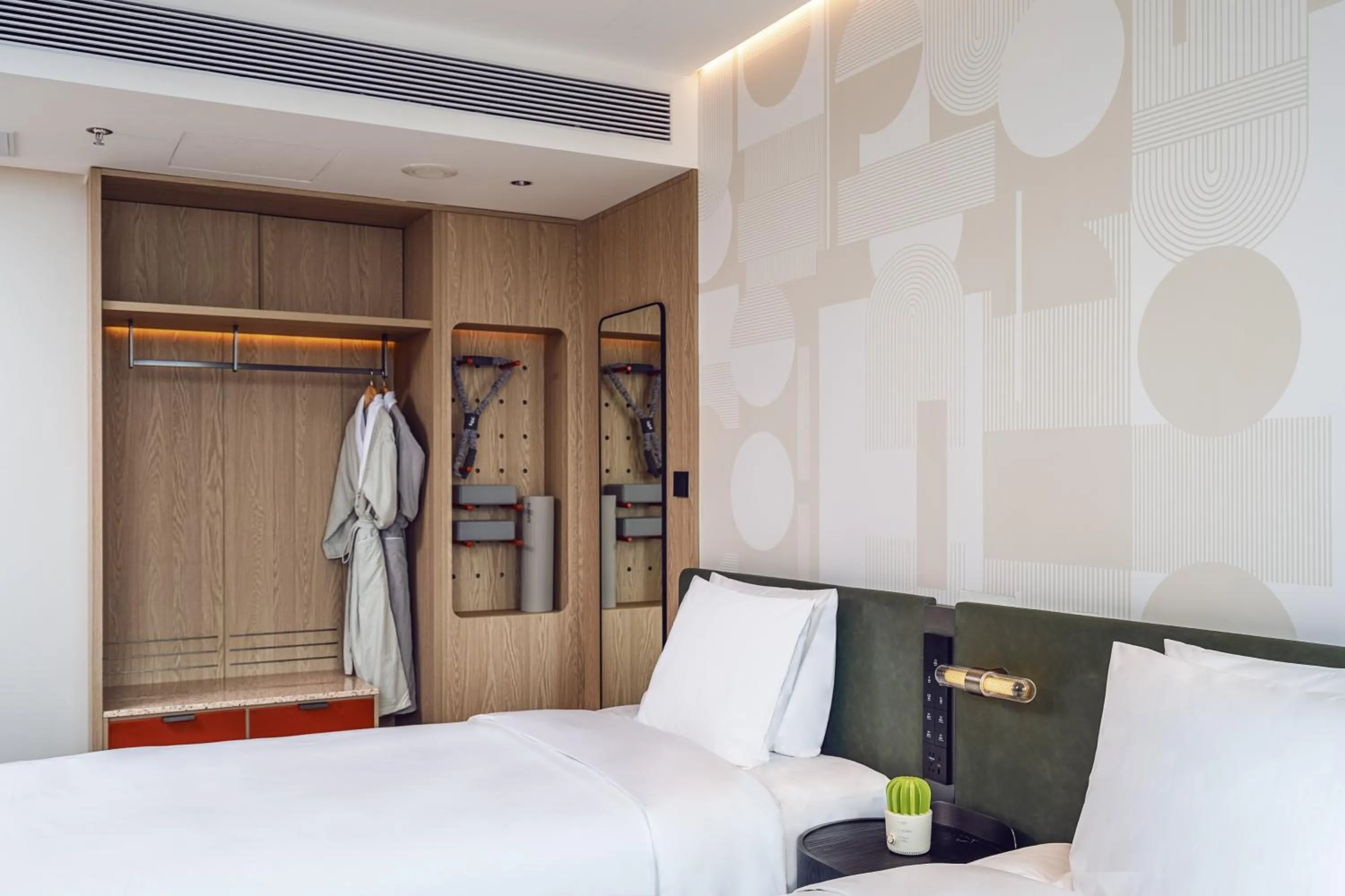 Bed in EVEN Hotel Shanghai Jinqiao by IHG