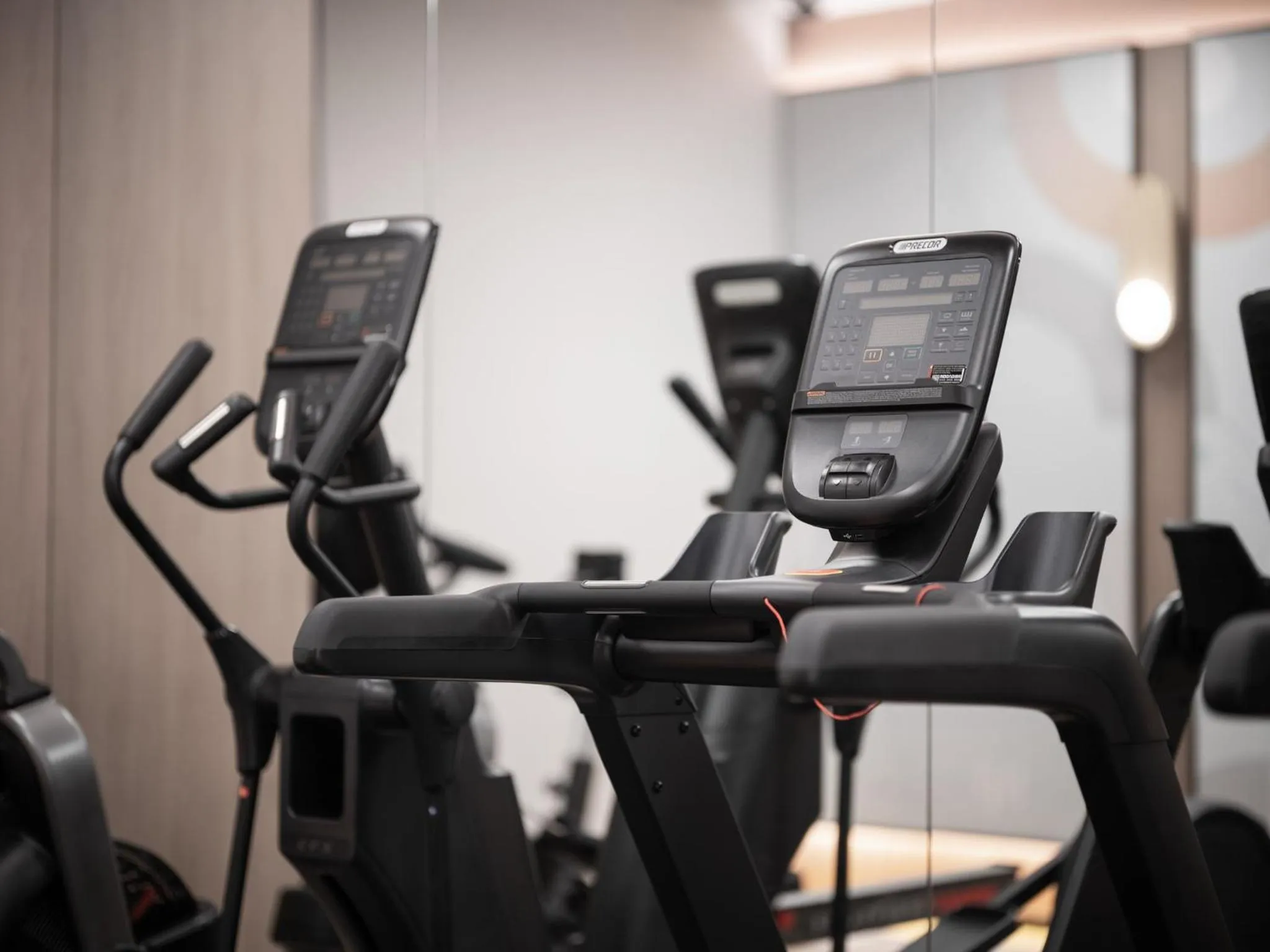 Fitness centre/facilities in EVEN Hotel Shanghai Jinqiao by IHG