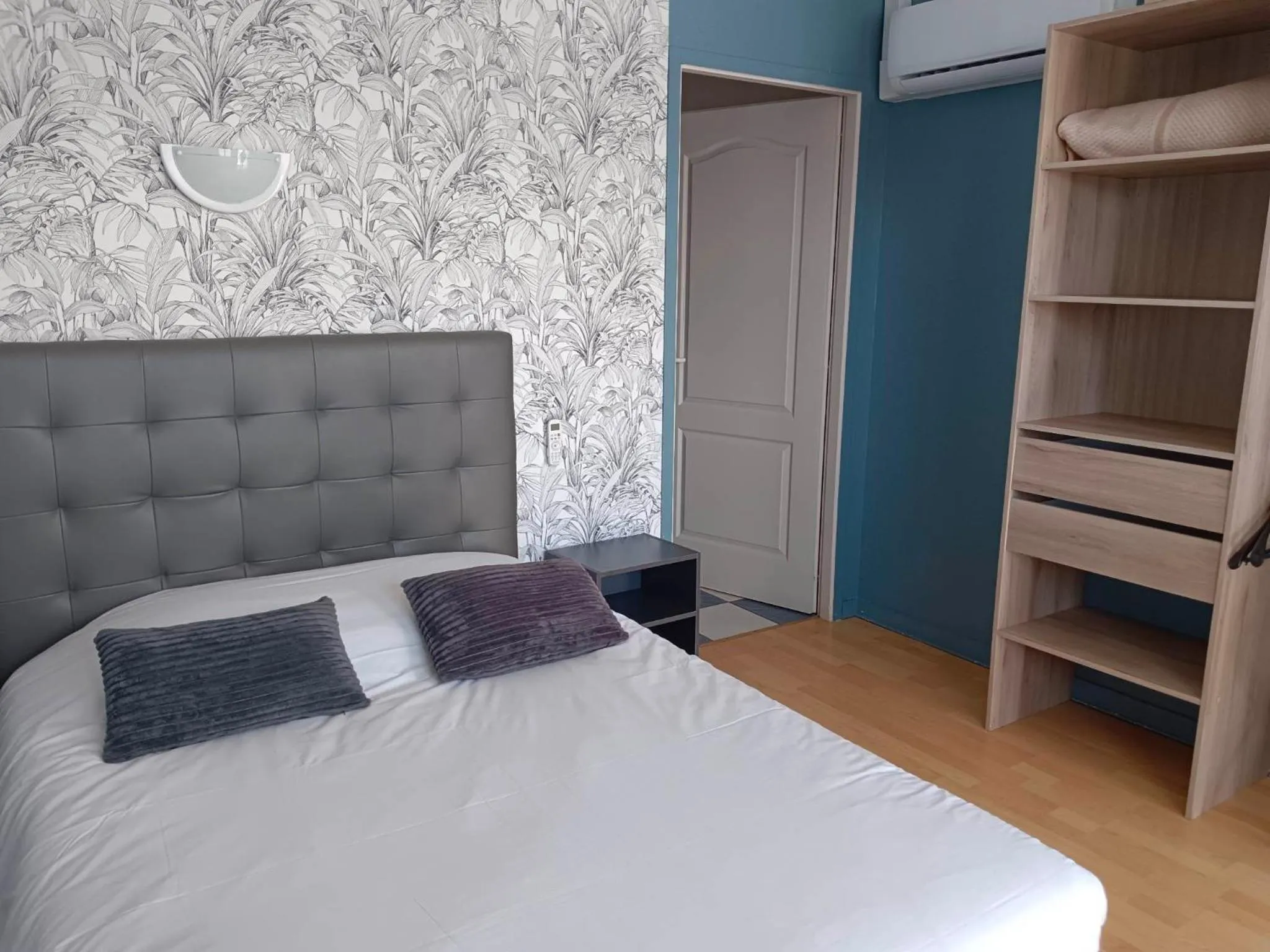 Property building, Bed in Le Mareuillais Hotel-Restaurant