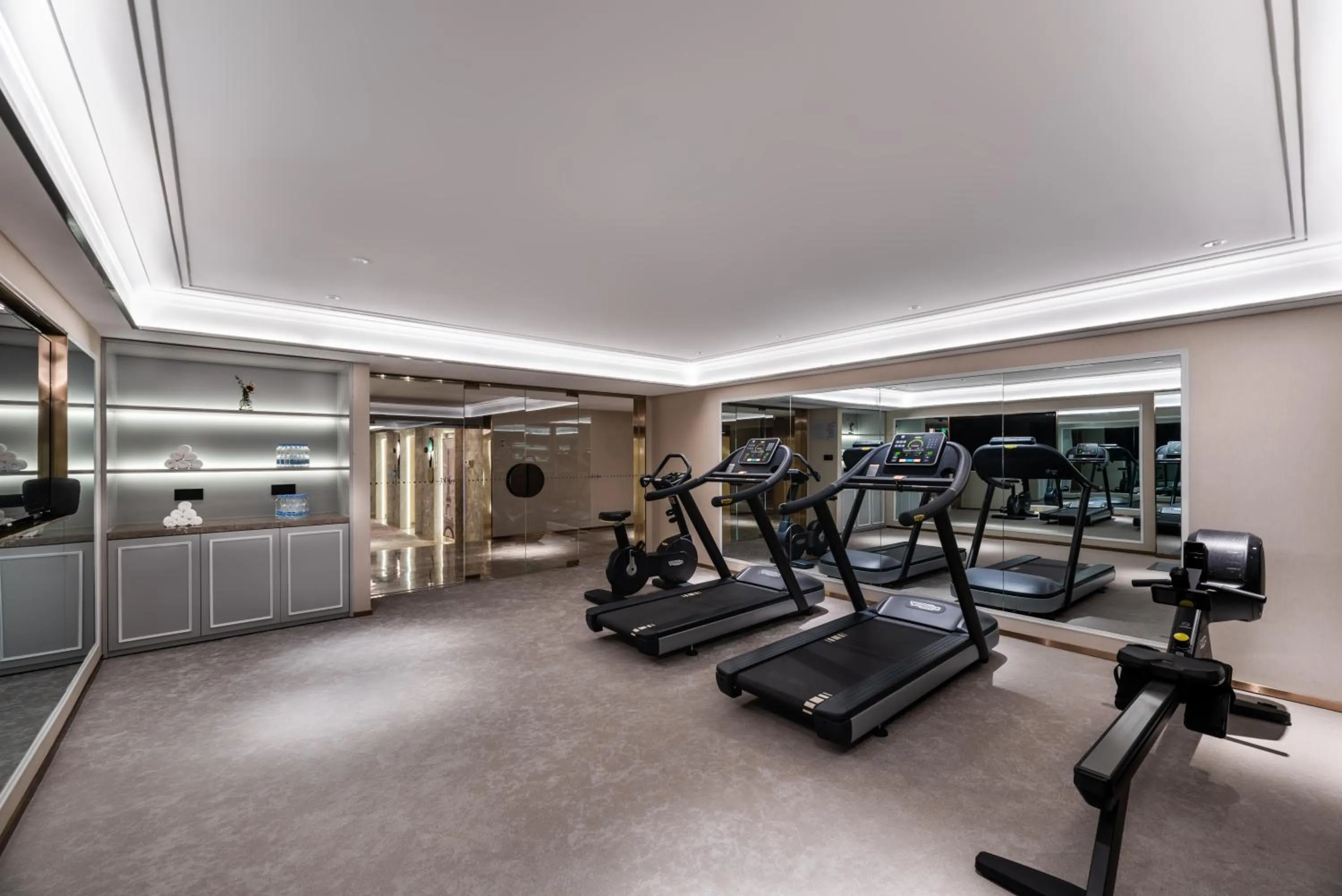 Fitness centre/facilities in Mercure Hangzhou Qingchun