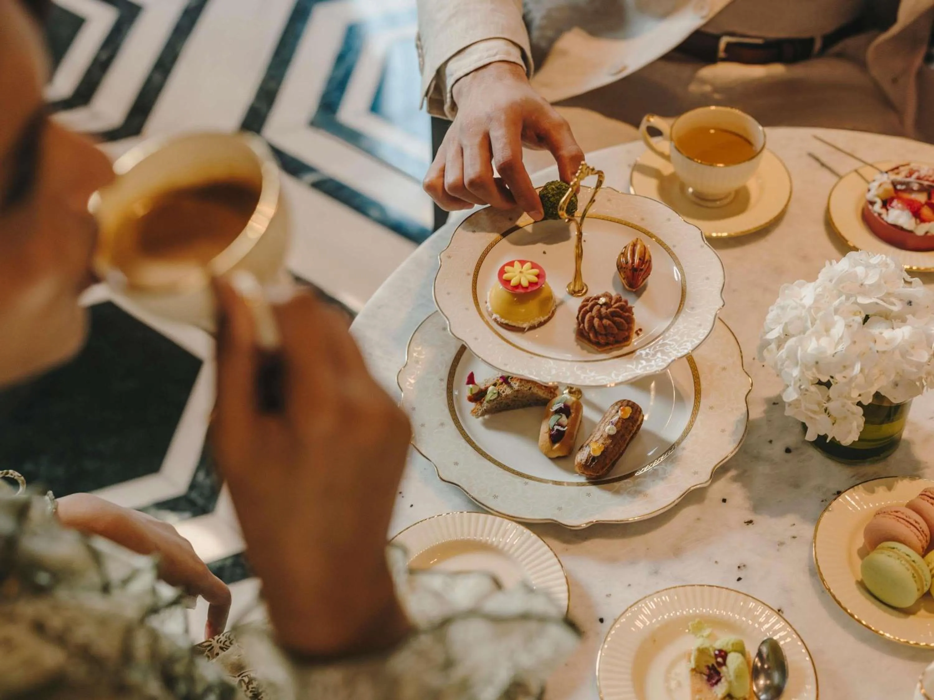 Restaurant/places to eat in Fairmont Mumbai