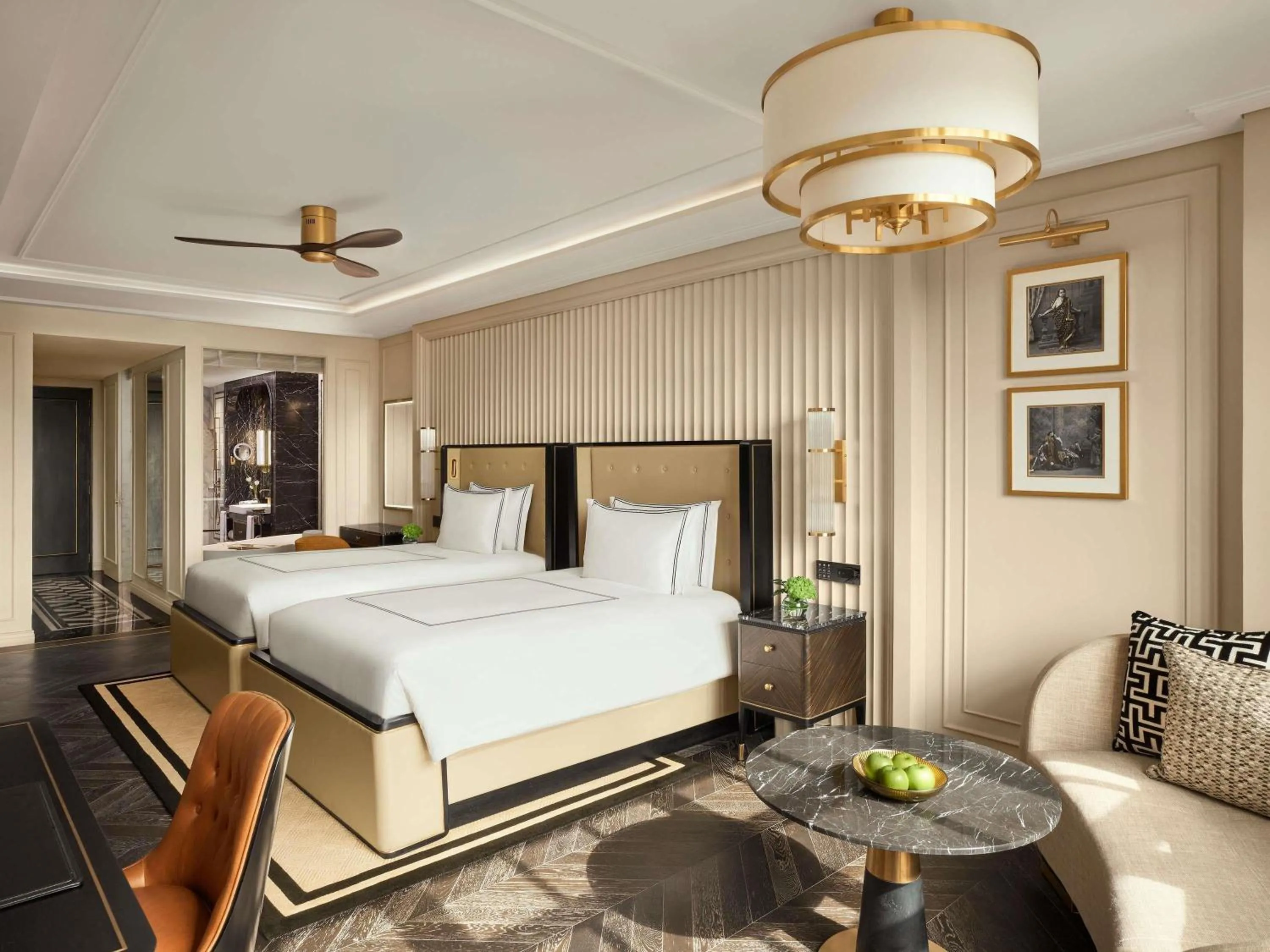 Bedroom, Bed in Fairmont Mumbai