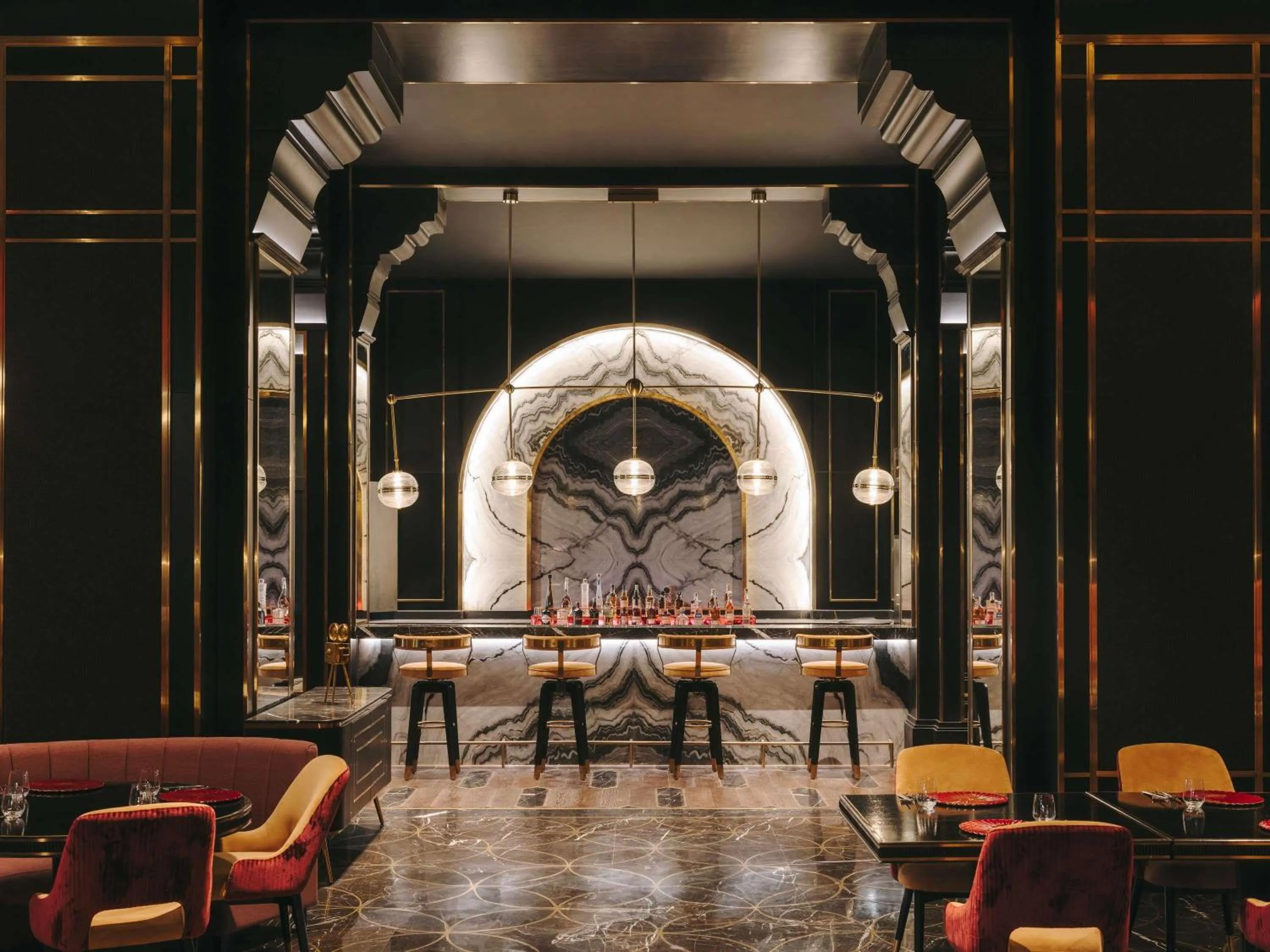 Restaurant/places to eat in Fairmont Mumbai