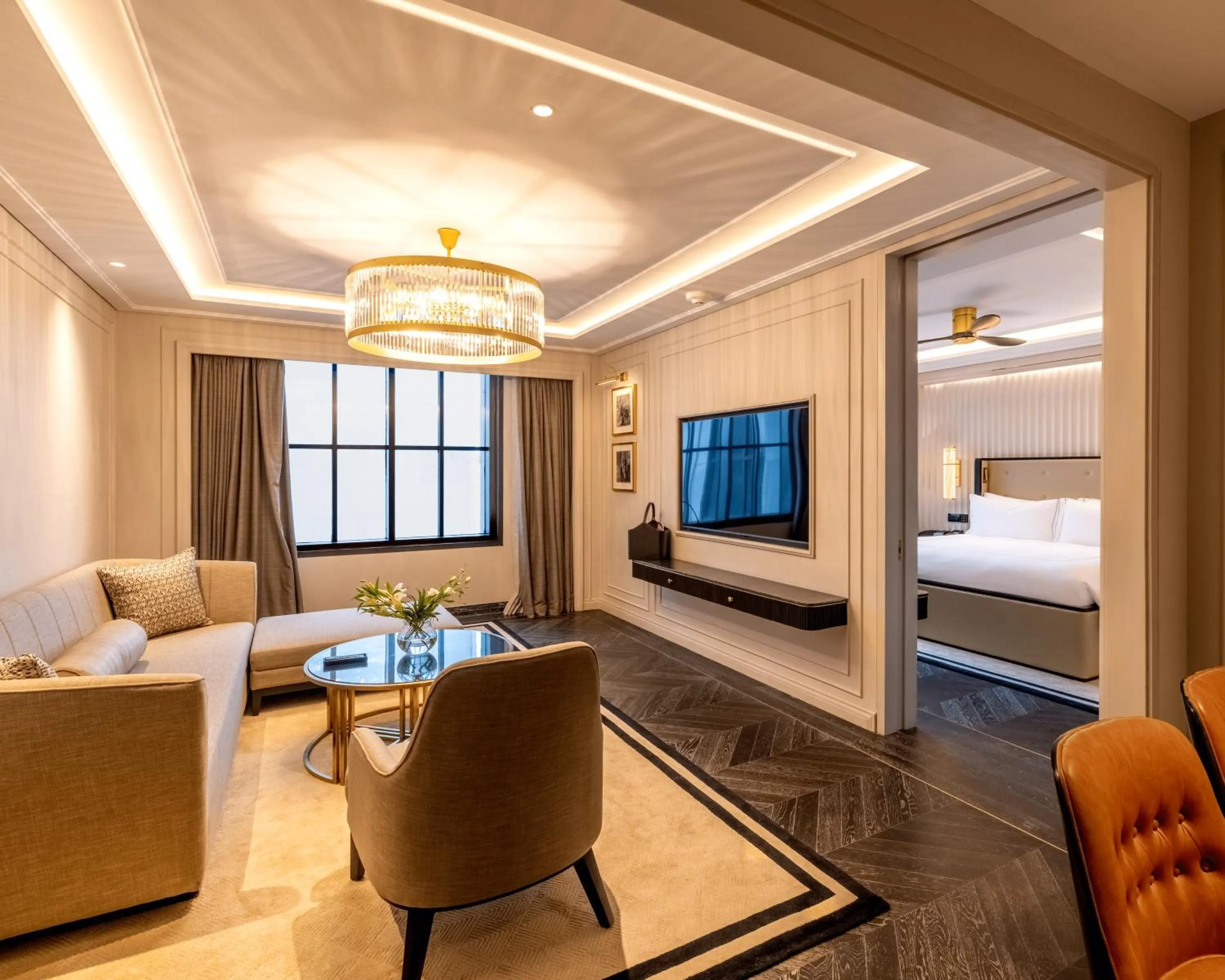 Living room, Bed in Fairmont Mumbai