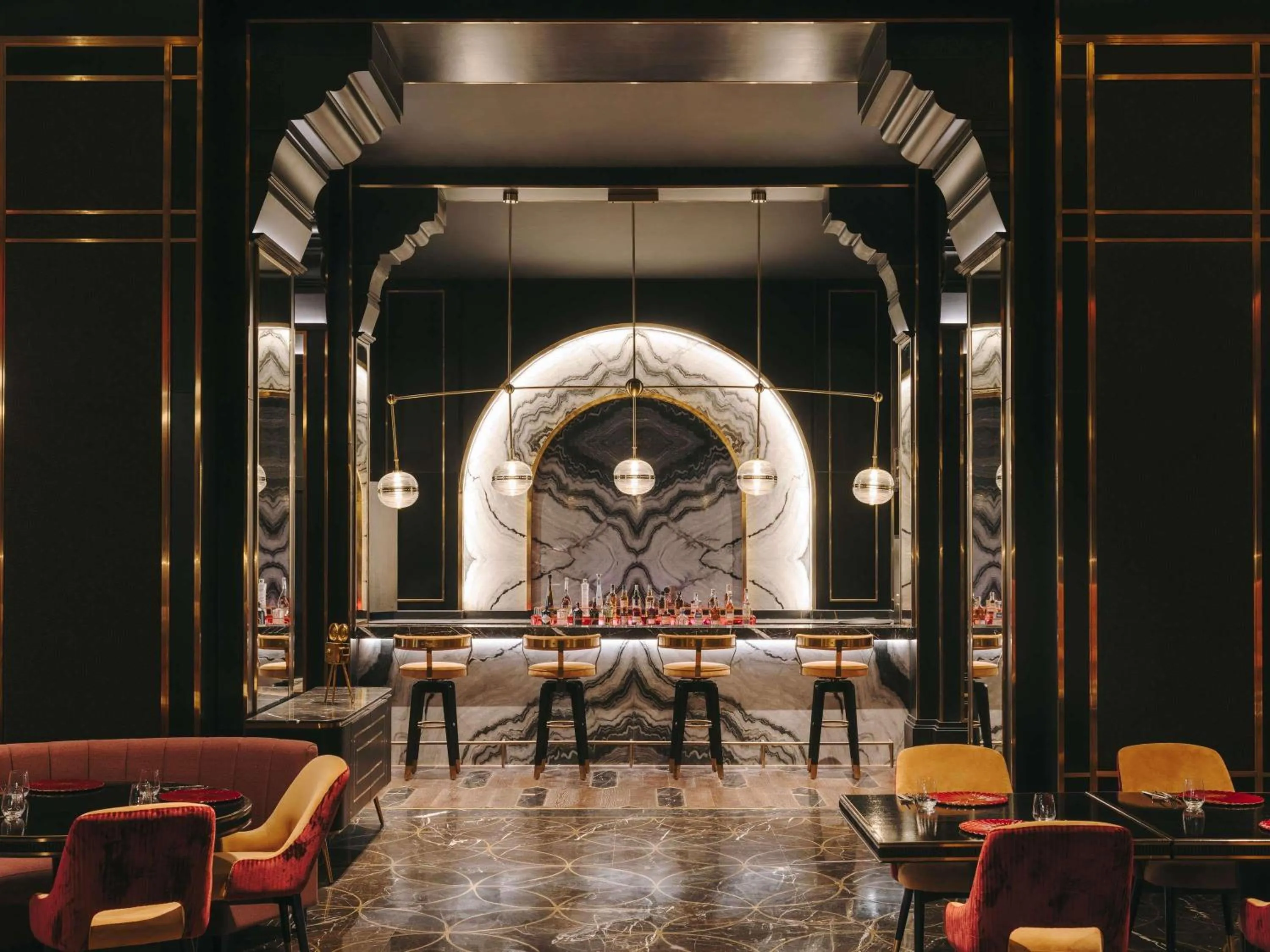 Restaurant/places to eat in Fairmont Mumbai