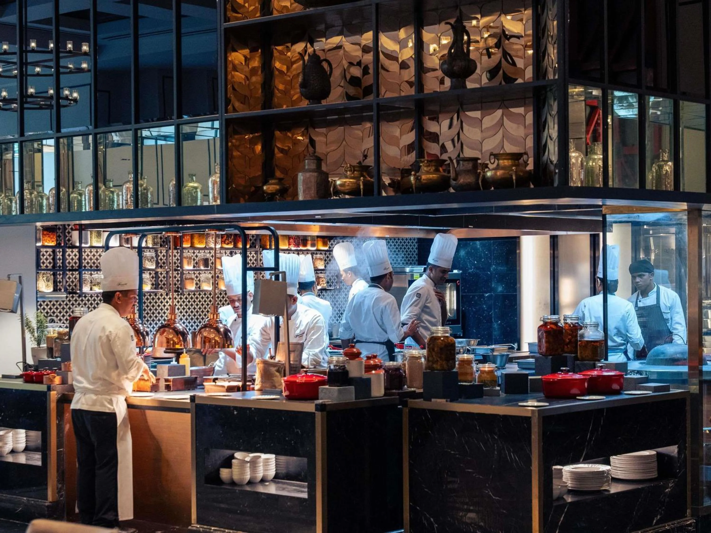 Restaurant/places to eat in Fairmont Mumbai