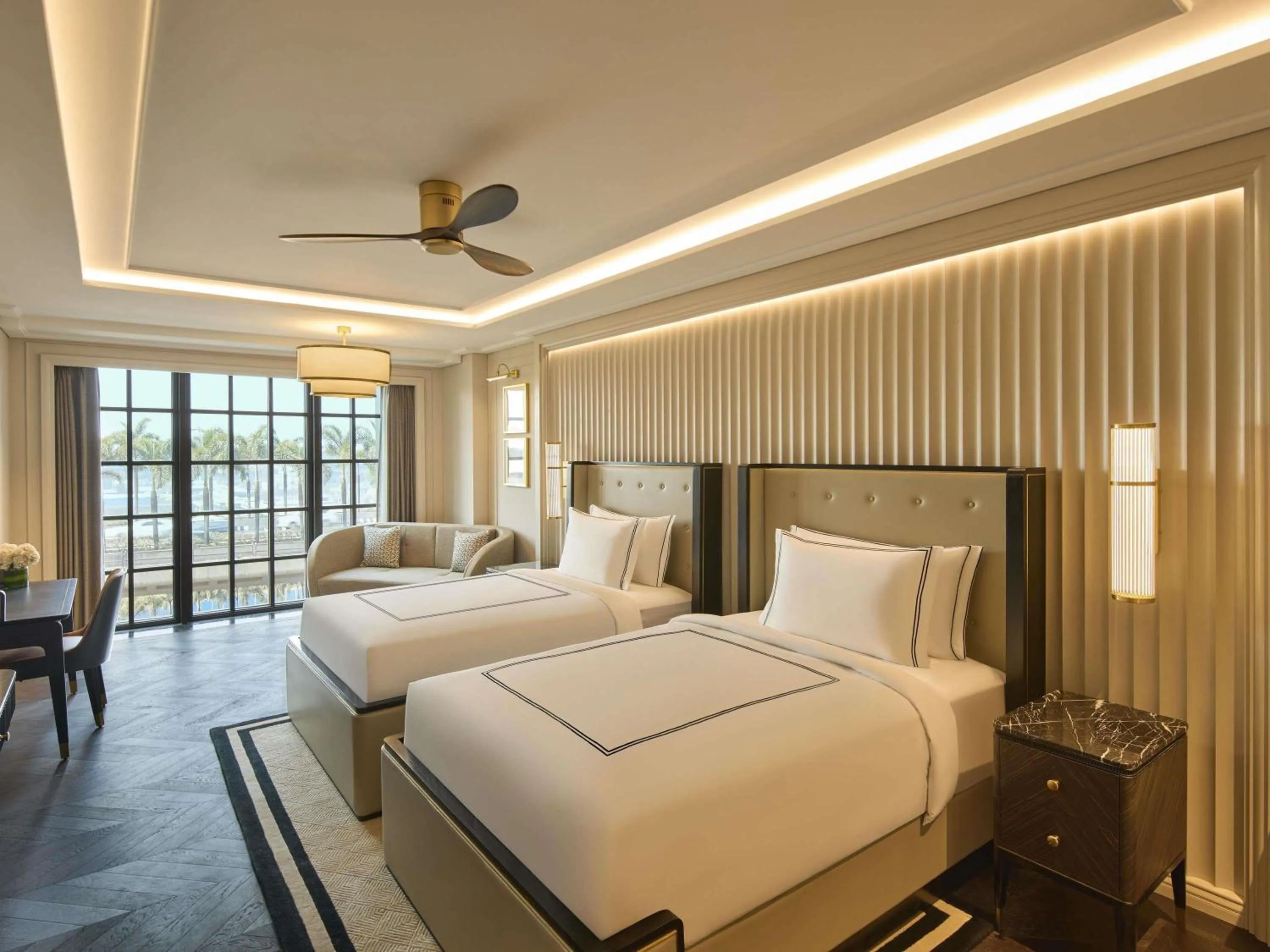 Bedroom, Bed in Fairmont Mumbai