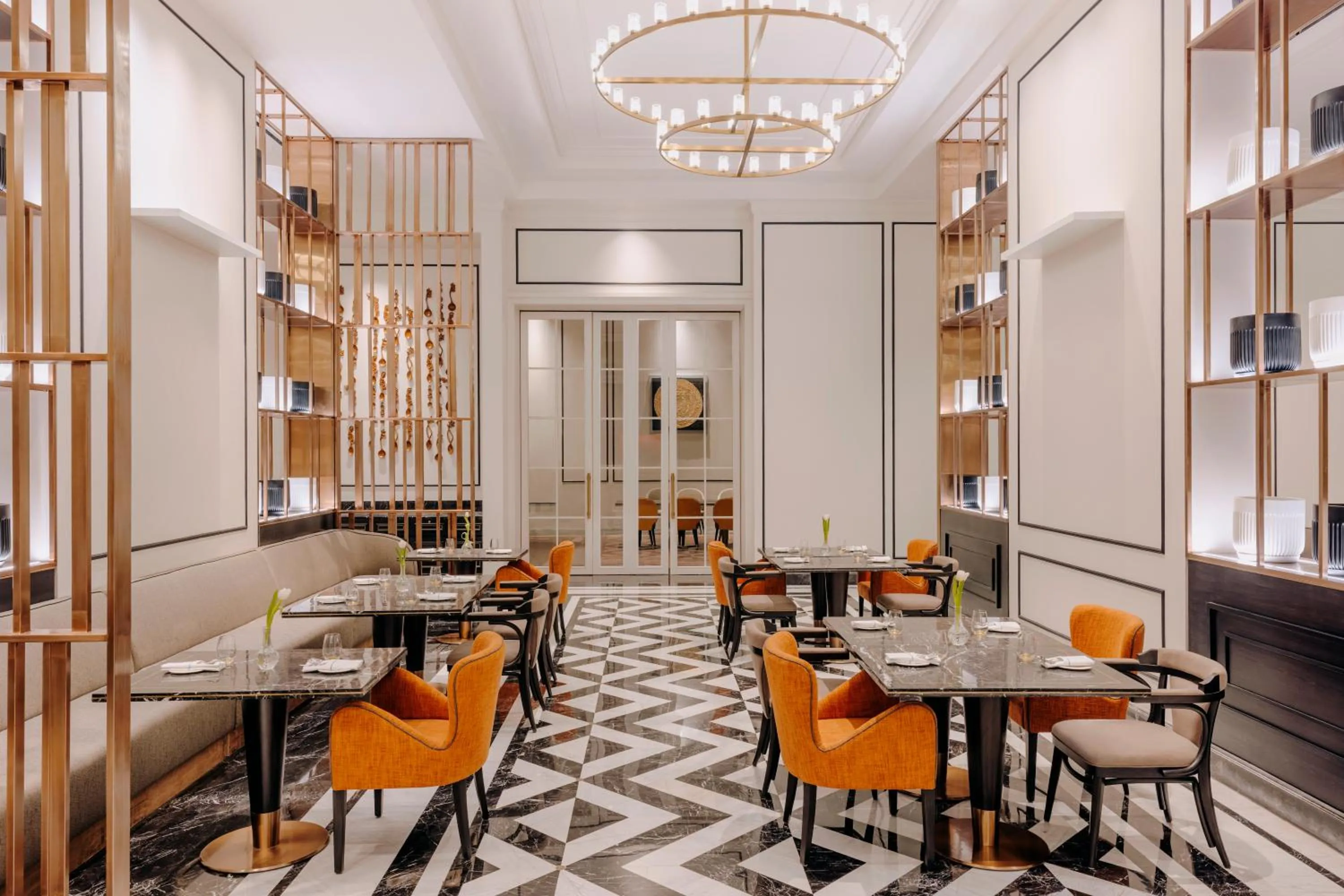 Restaurant/places to eat in Fairmont Mumbai