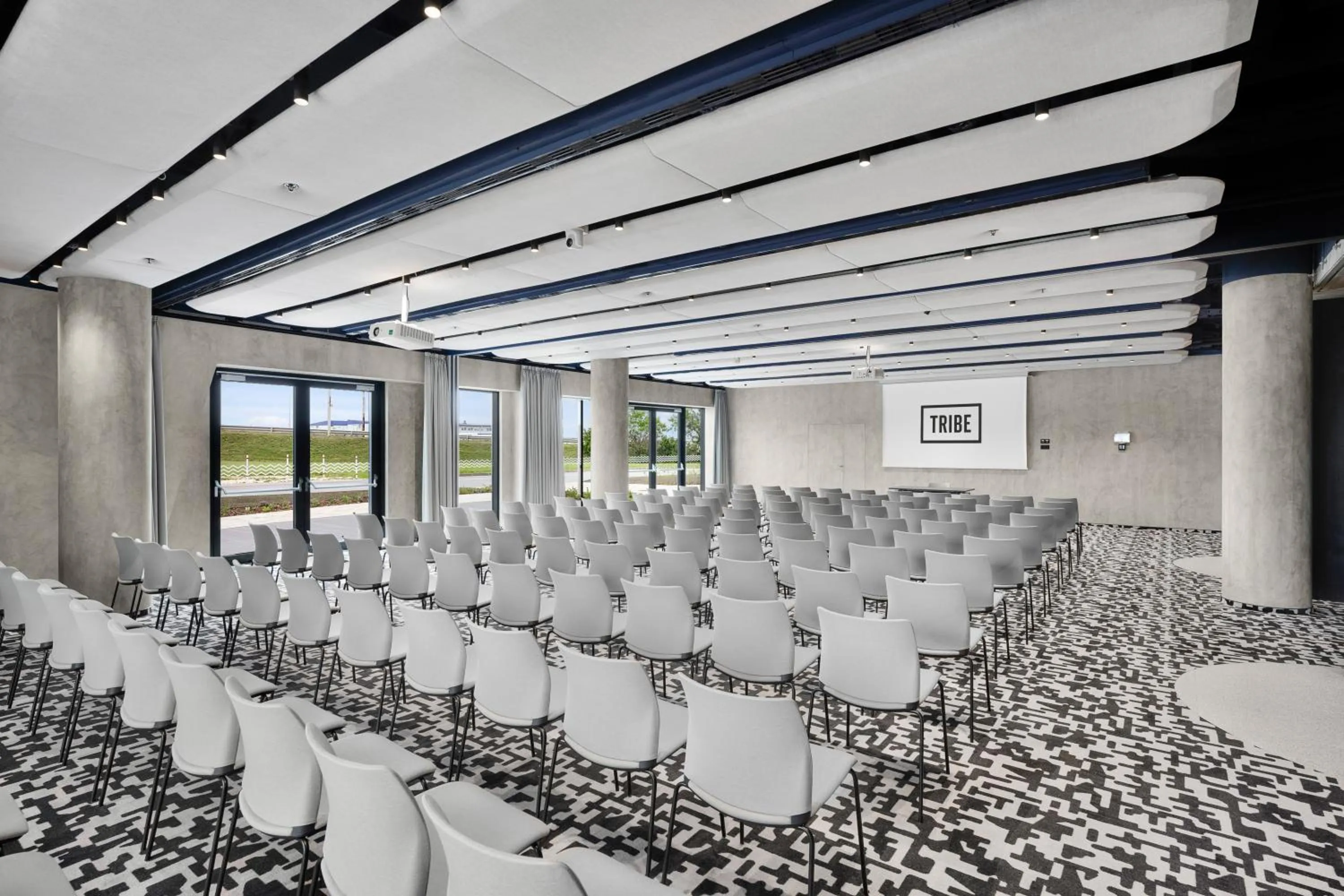 Meeting/conference room in TRIBE Budapest Airport