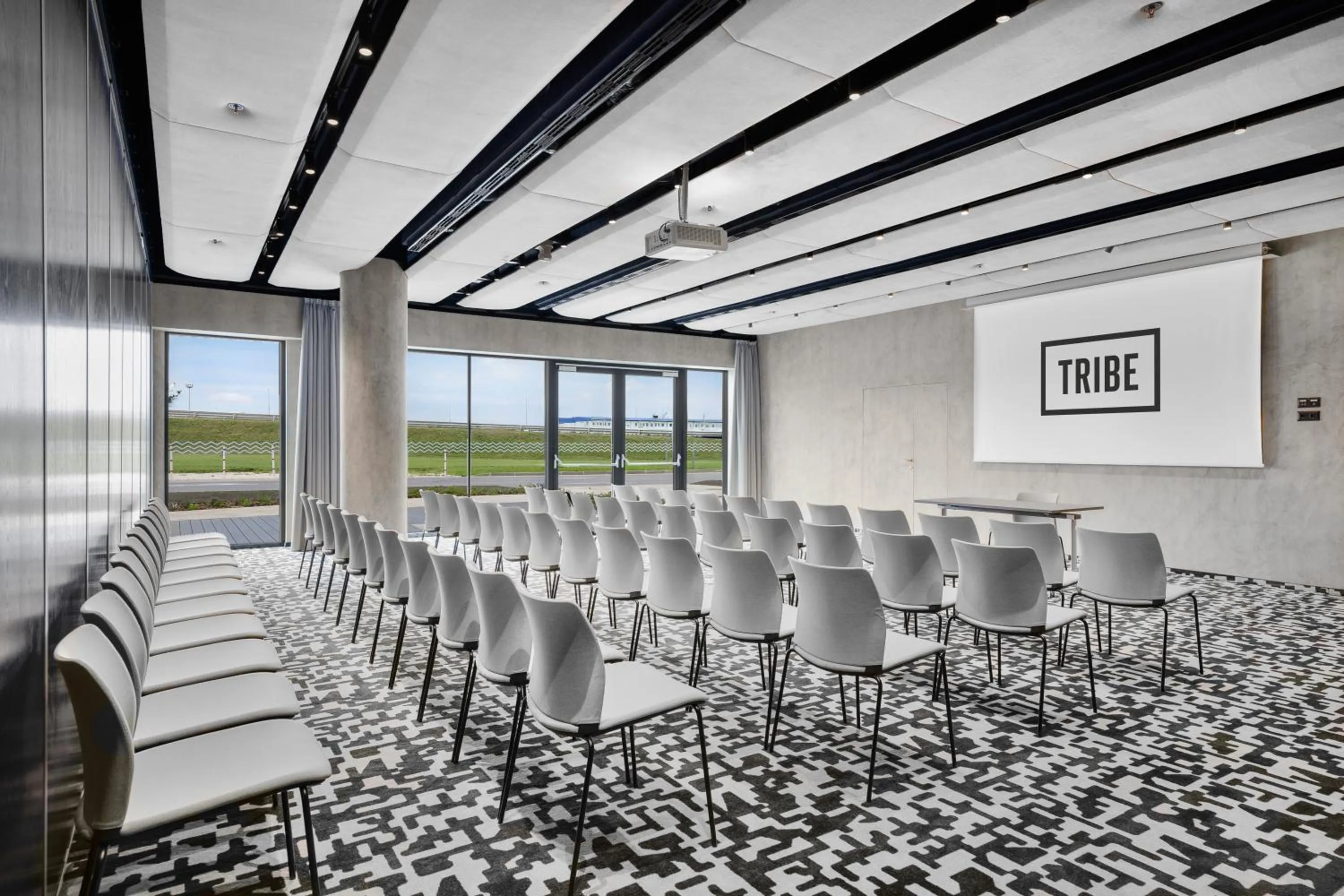 Meeting/conference room in TRIBE Budapest Airport