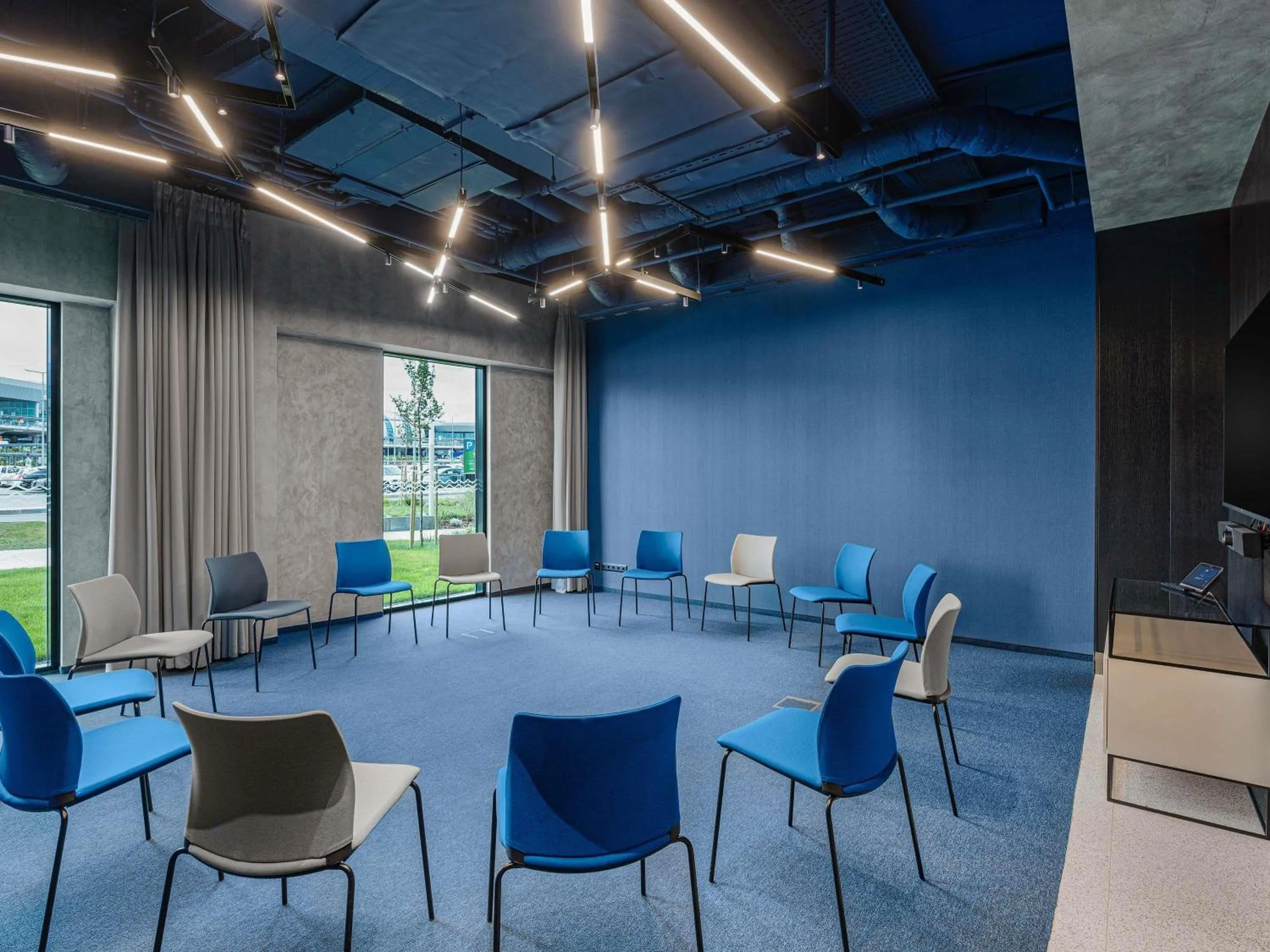 Meeting/conference room in TRIBE Budapest Airport