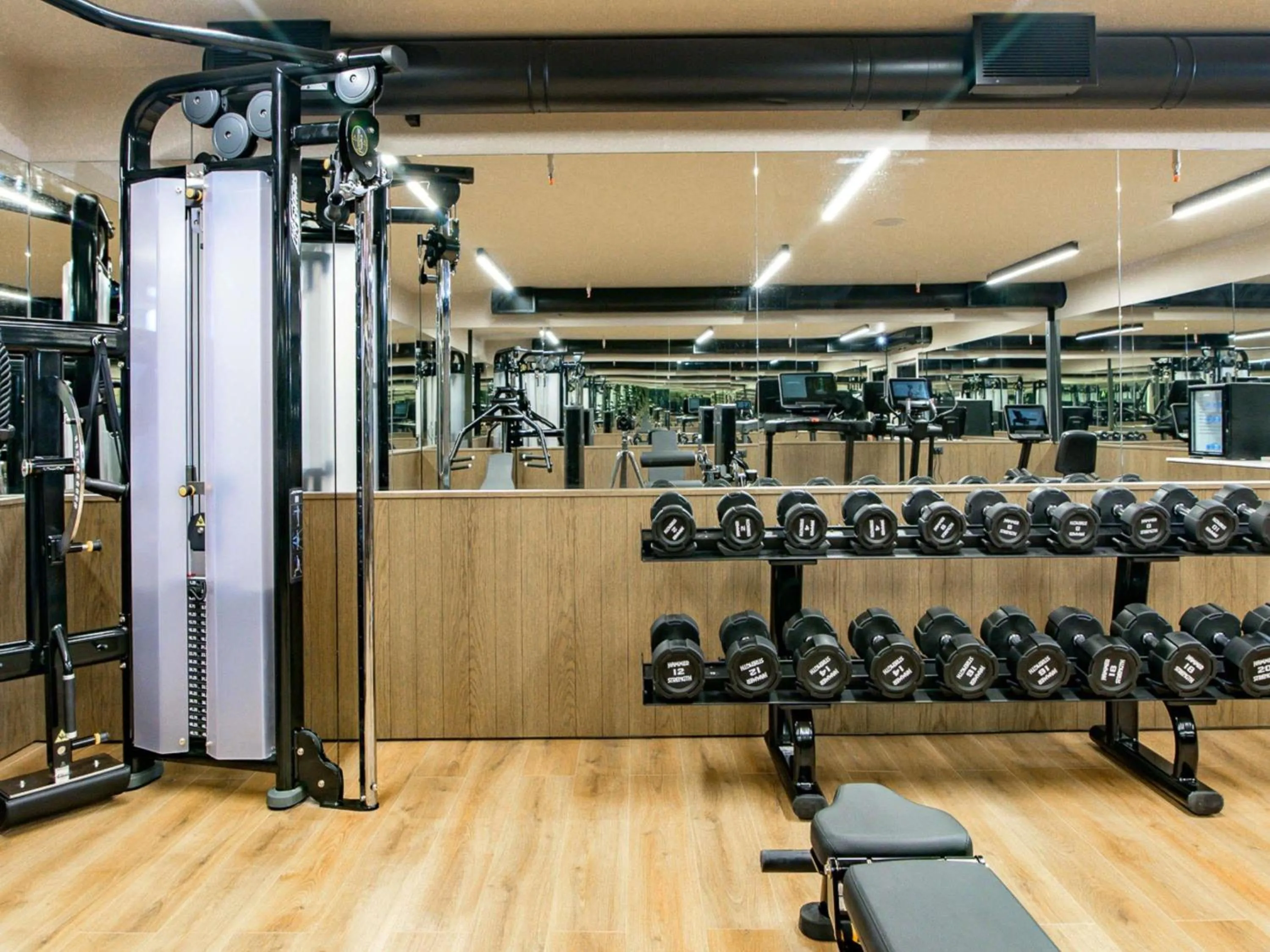 Fitness centre/facilities in Rocca a Mare Heraklion - Handwritten Collection