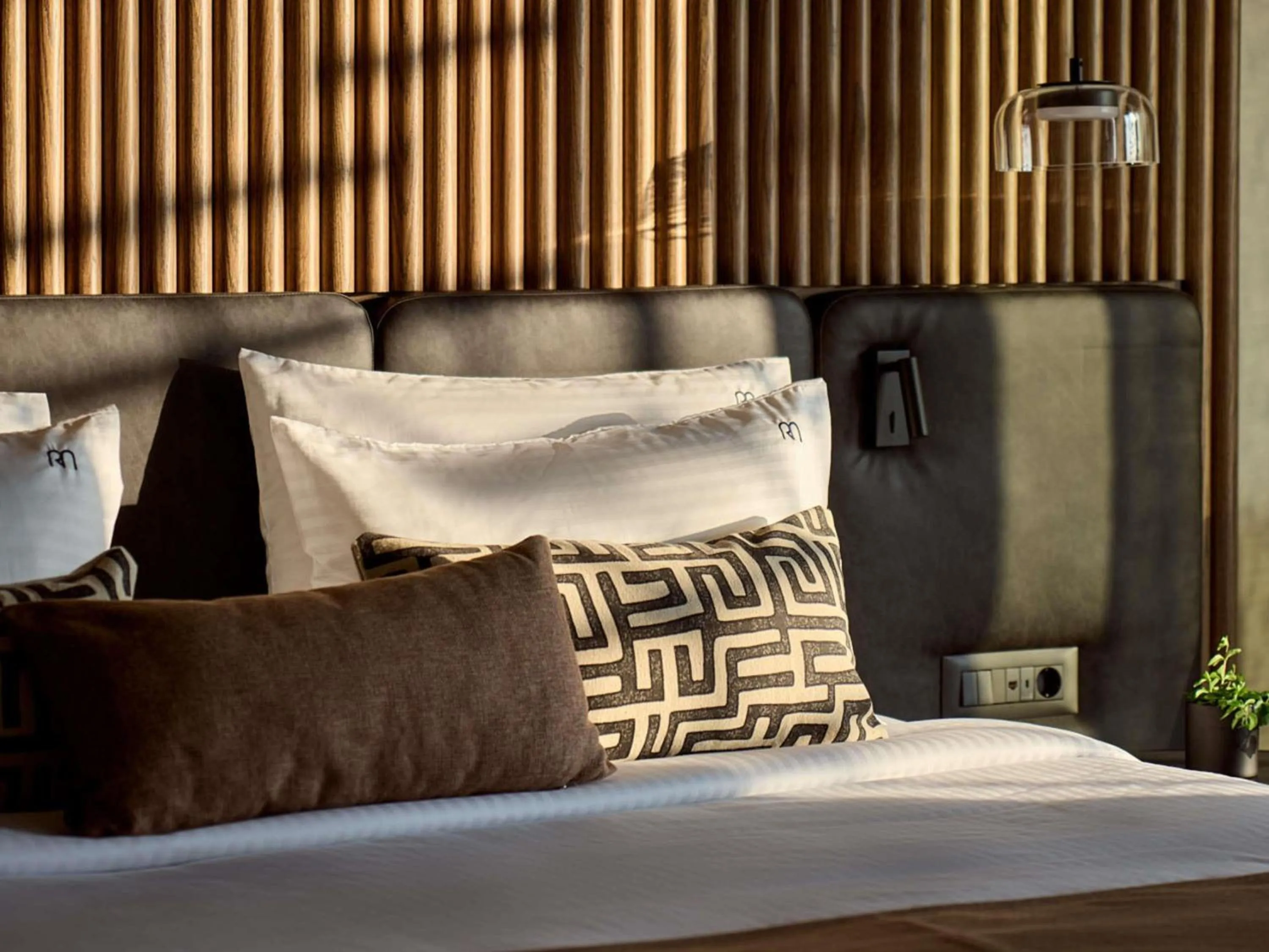 Bedroom, Bed in Rocca a Mare Heraklion - Handwritten Collection