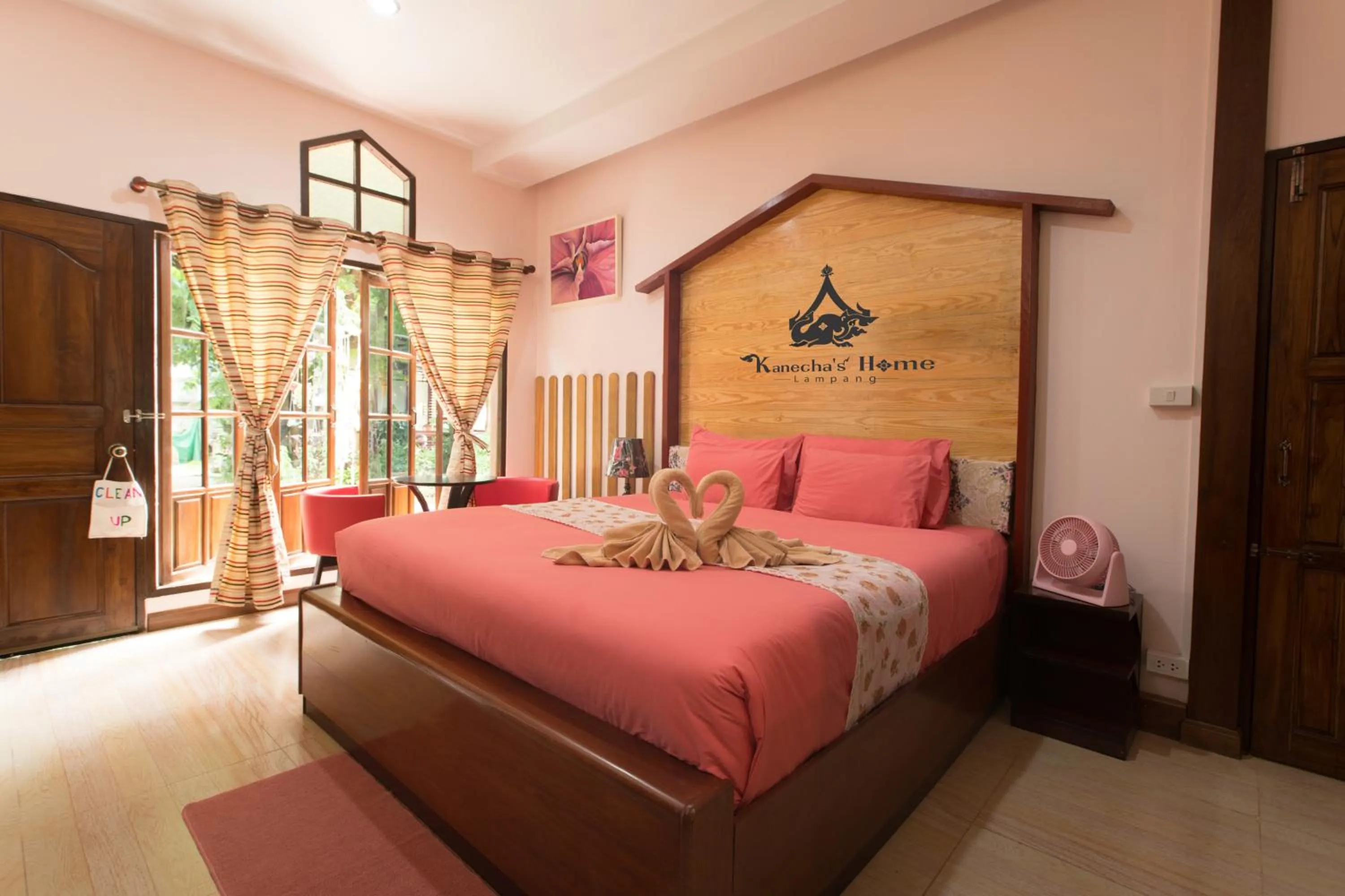 Bed in Kanecha's Home Lampang