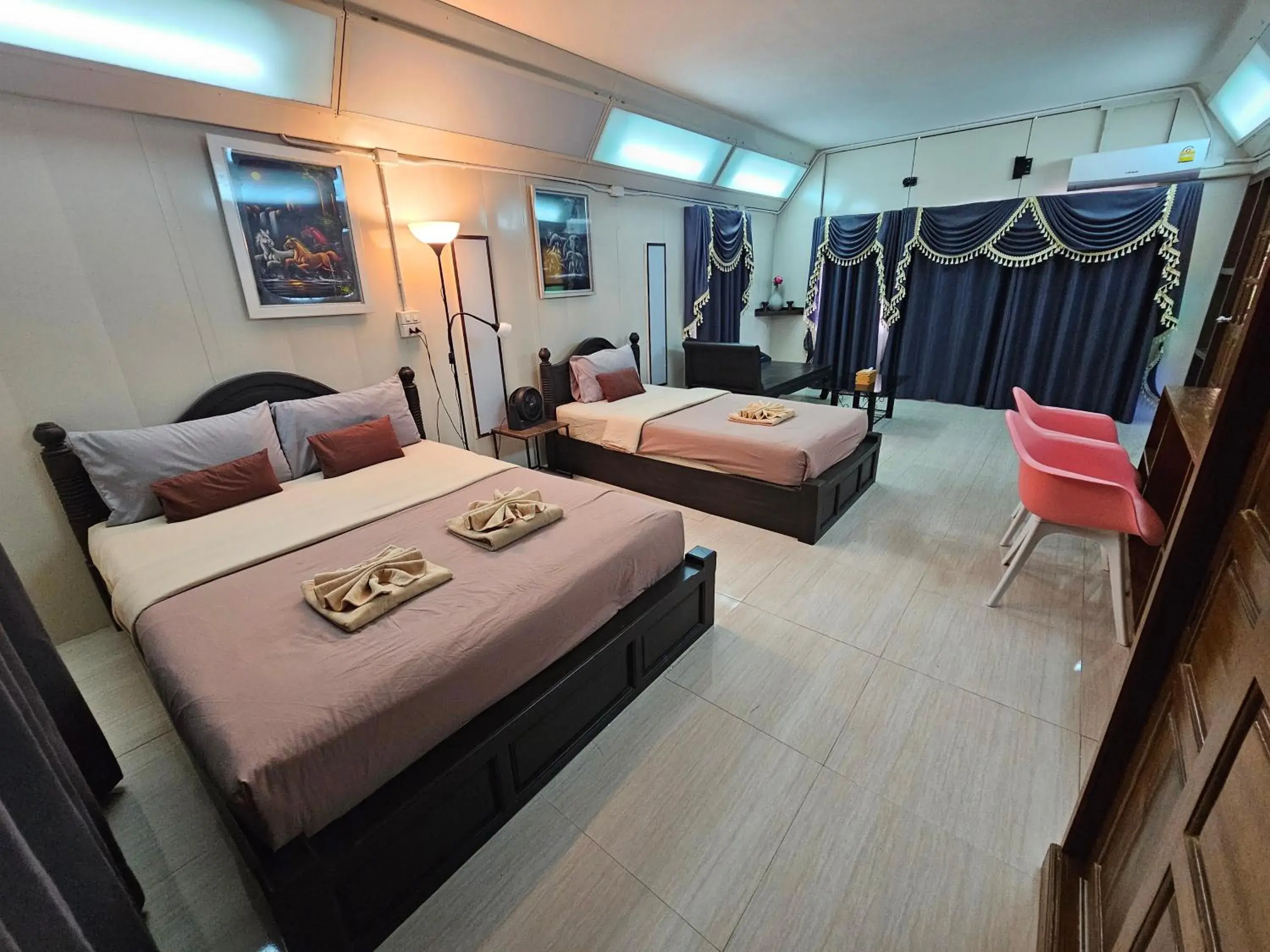 Comfort Triple Room in Kanecha's Home Lampang Comfort Triple Room in Kanecha's Home Lampang