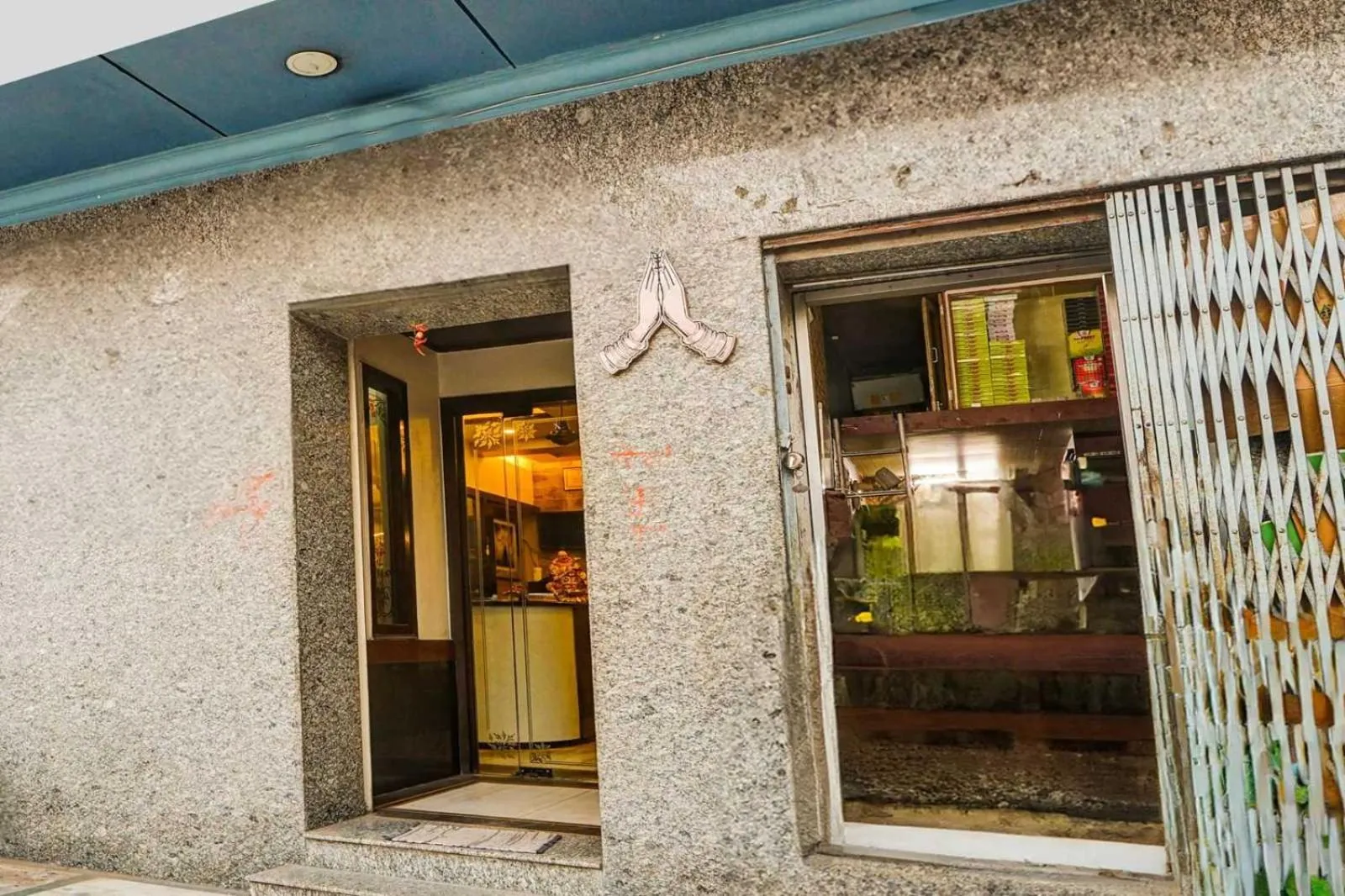 Facade/entrance in Super Collection O Sindhi Camp Formerly Hotel Abhinandan Inn