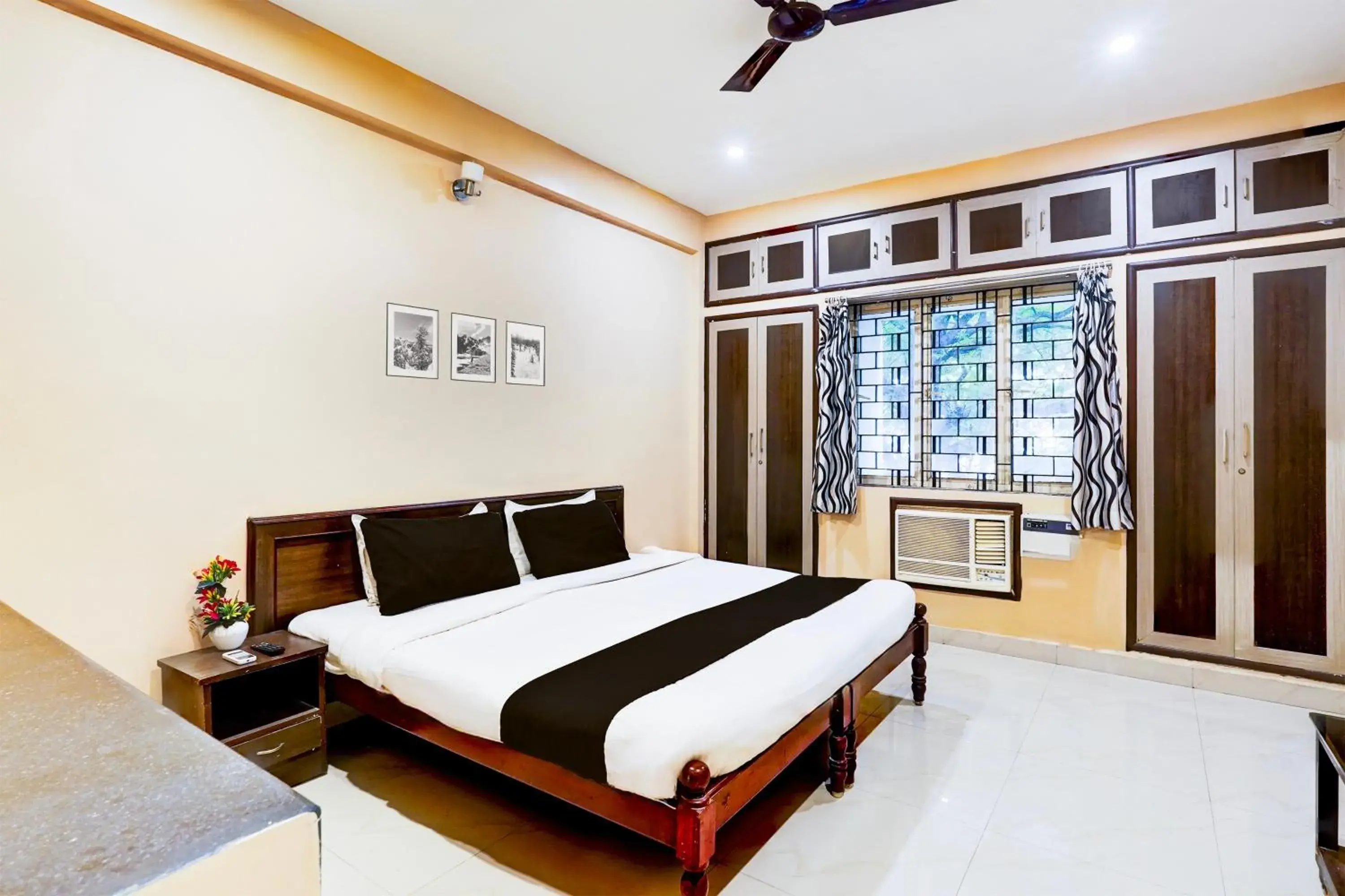 Standard Double Room - single occupancy in Super Hotel O Chrompet Near Rela Hospital Standard Double Room - single occupancy in Super Hotel O Chrompet Near Rela Hospital