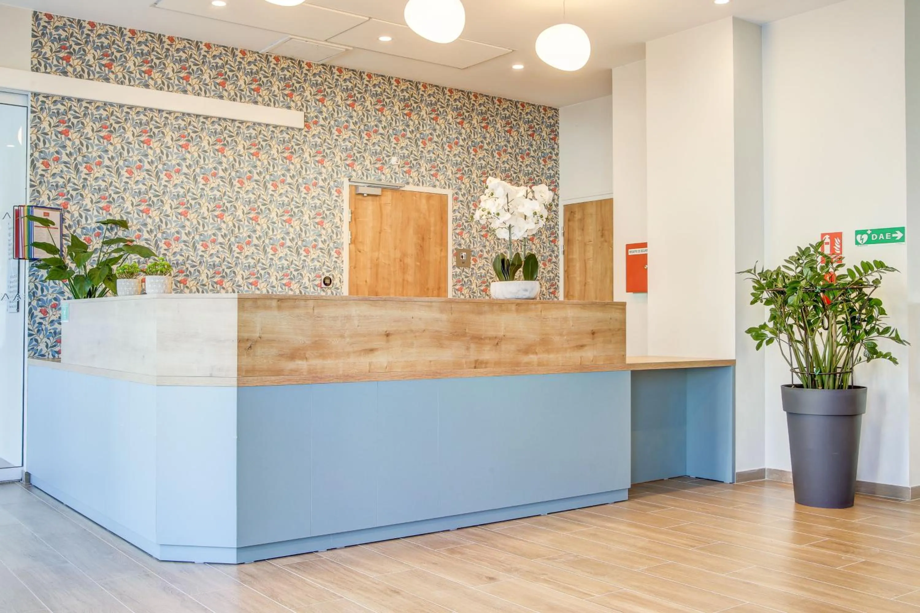 Lobby or reception in Zenitude Quality Aparthotel Reims - Saint-Thomas