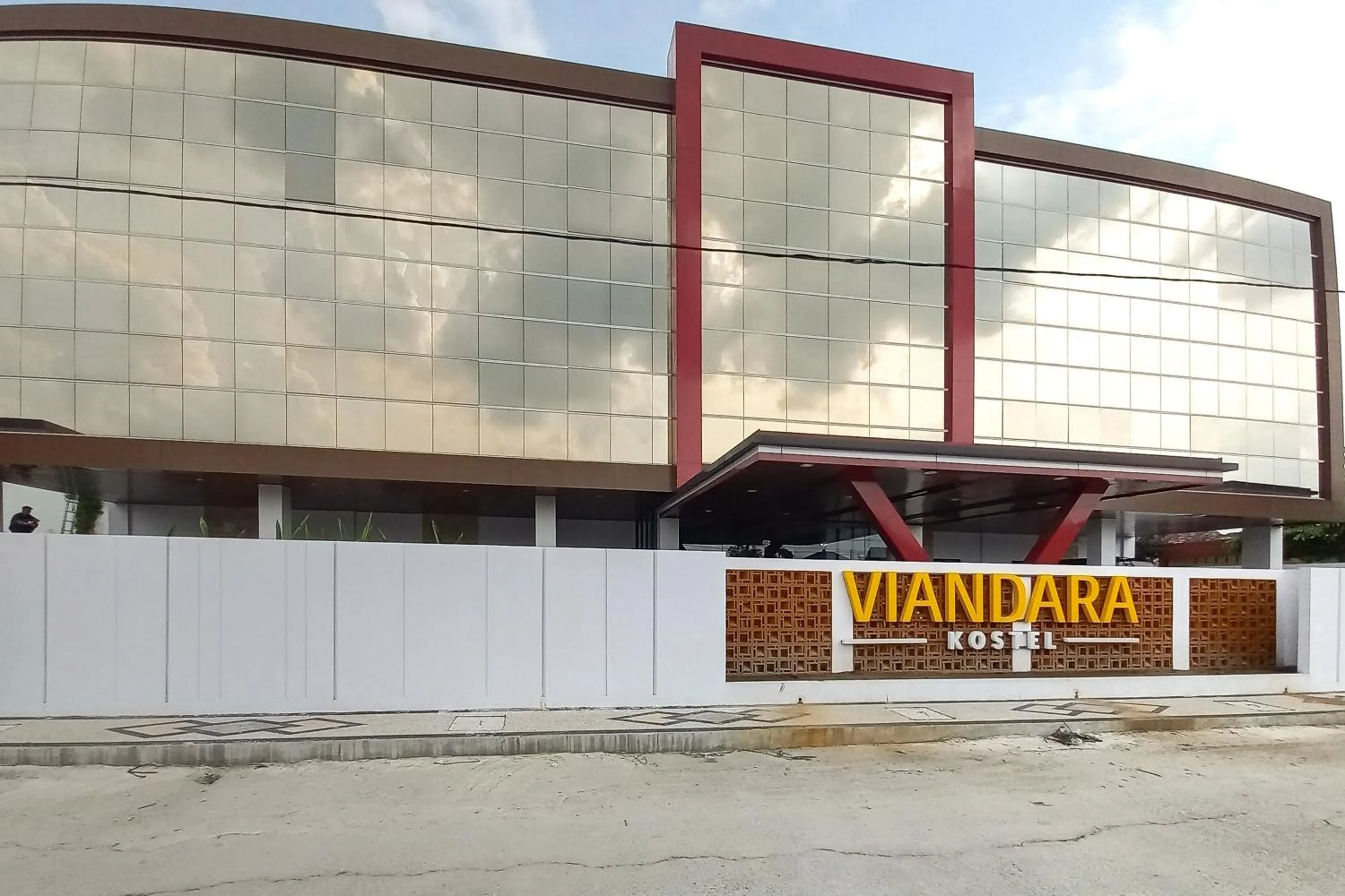 Facade/entrance in Sans Vibes Viandara Pekanbaru