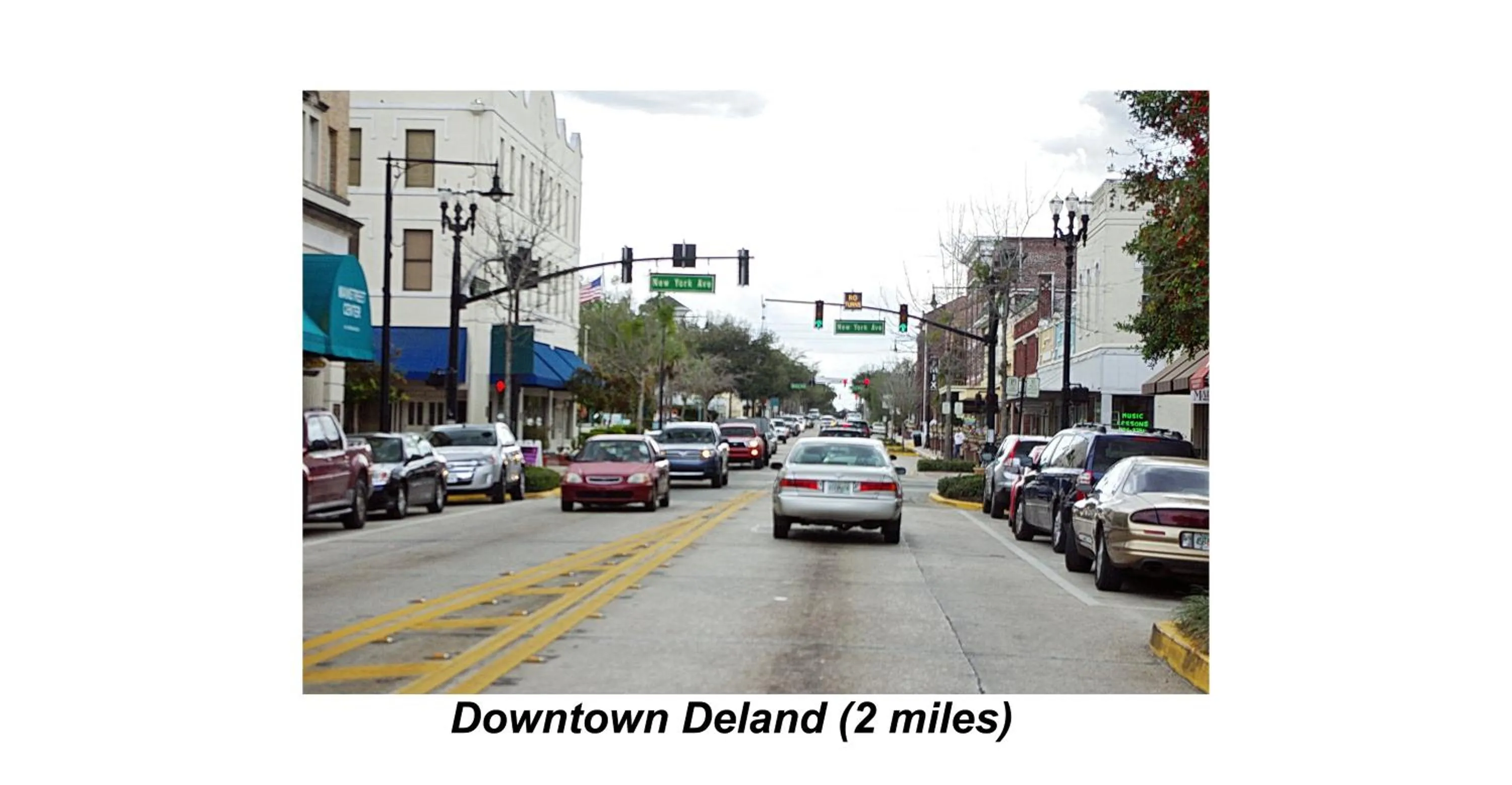 Shopping Area in At Home Express Tangerine Inn