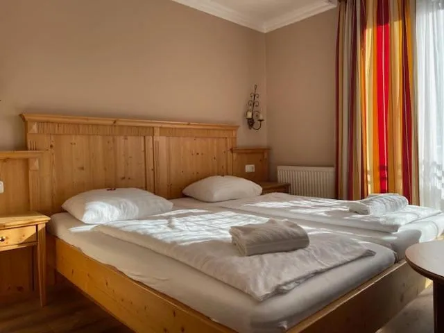 Bed in Landgasthof Fürstenbrunn