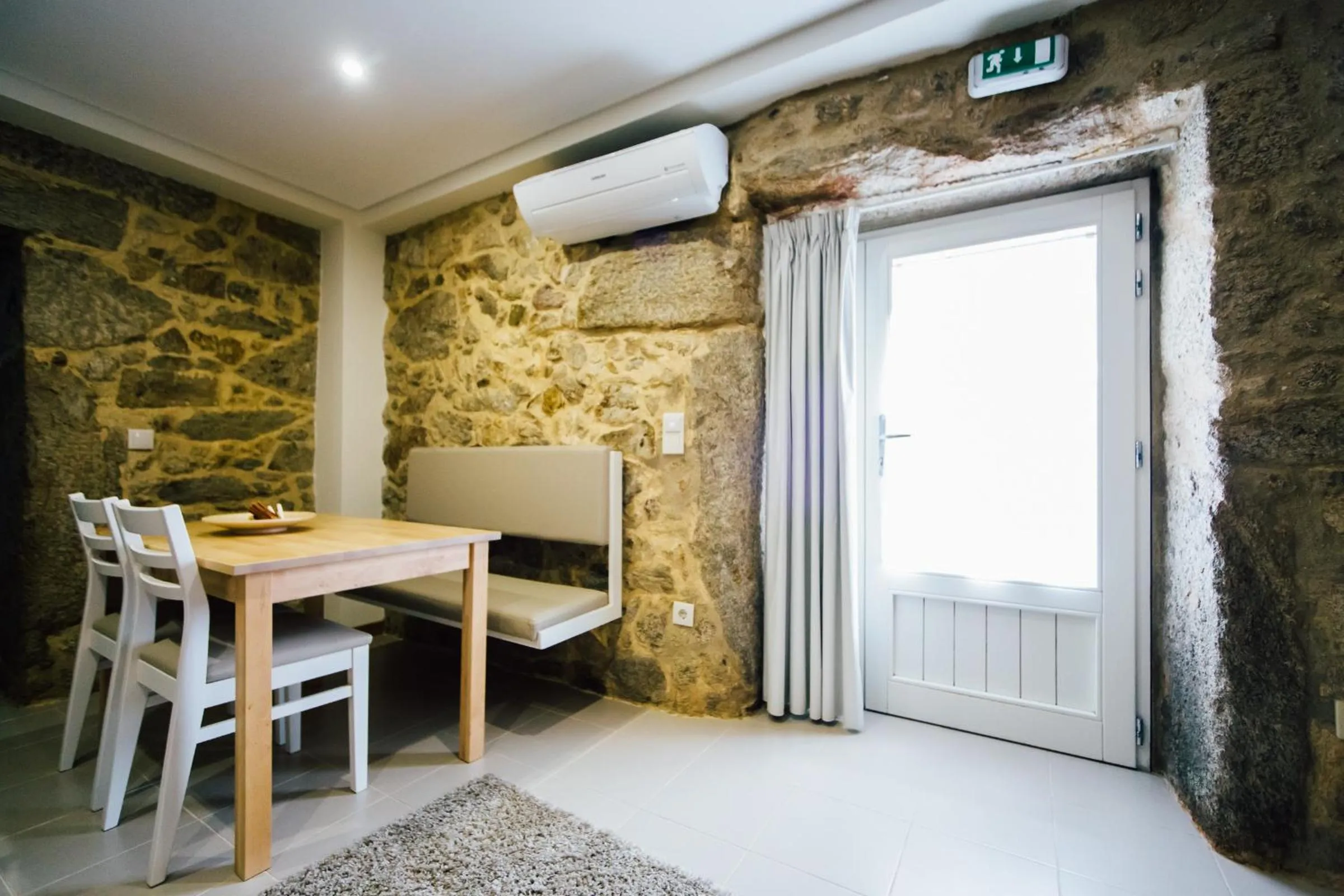 Day in Vougaldeias Casas da Seara