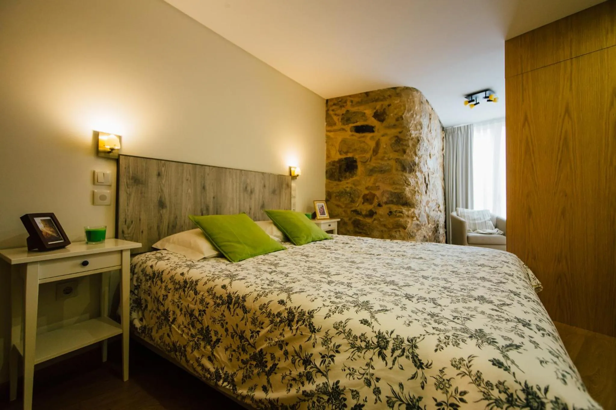 Spring, Bed in Vougaldeias Casas da Seara