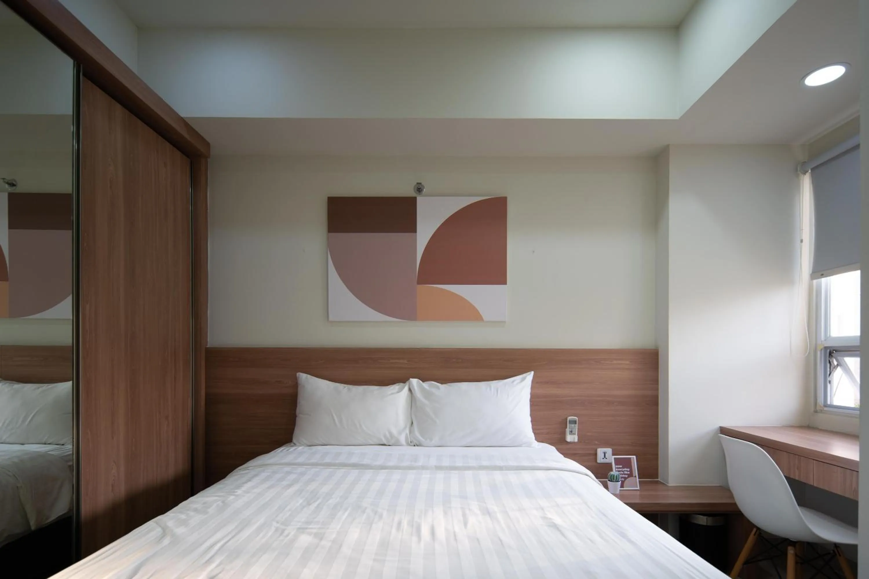 Bedroom, Bed in Cove Merakey