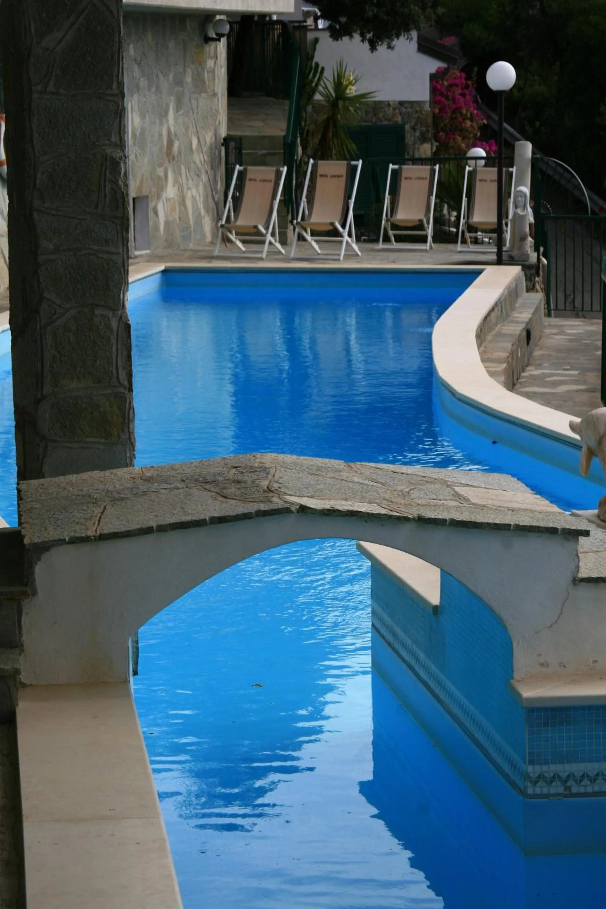 Swimming pool in Hotel Leopold