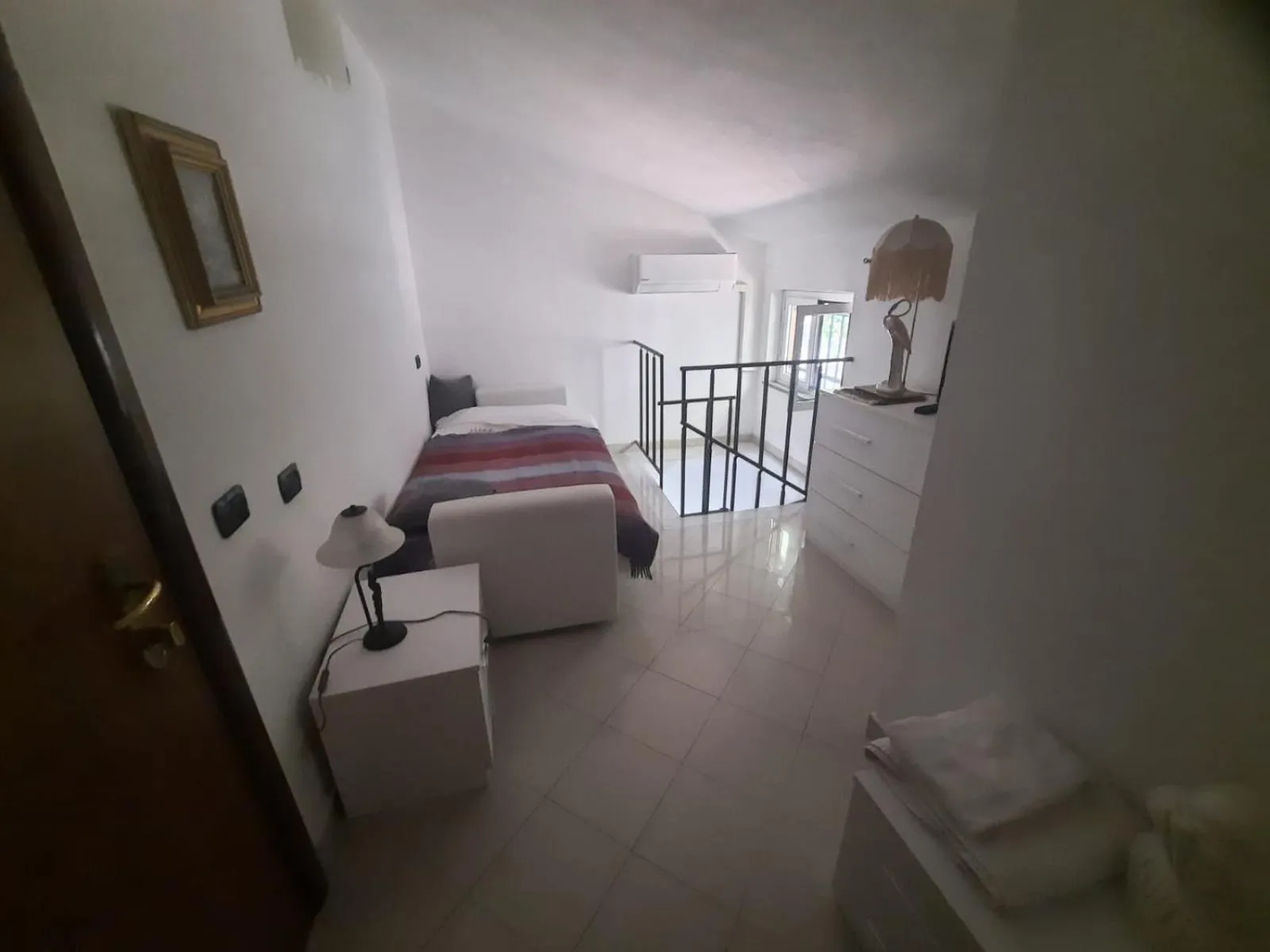 Bed in Hotel Leopold