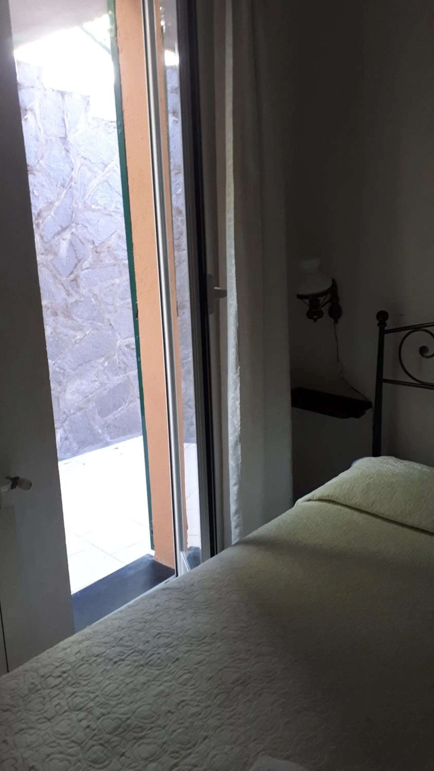 Bed in Hotel Leopold