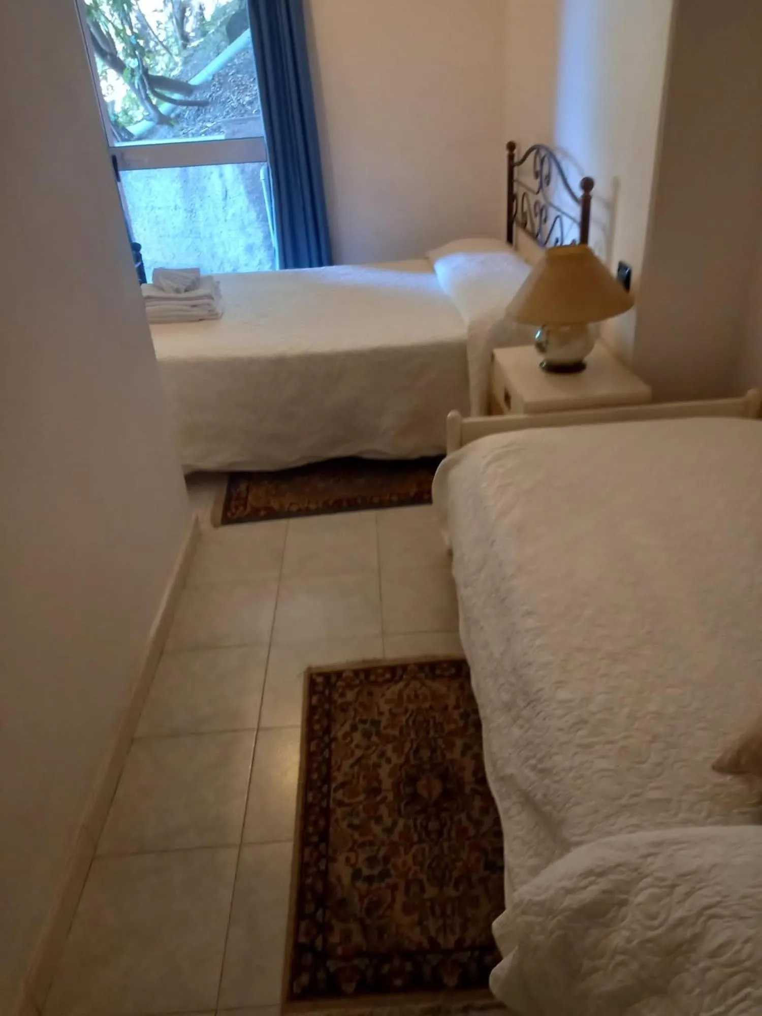 Bed in Hotel Leopold