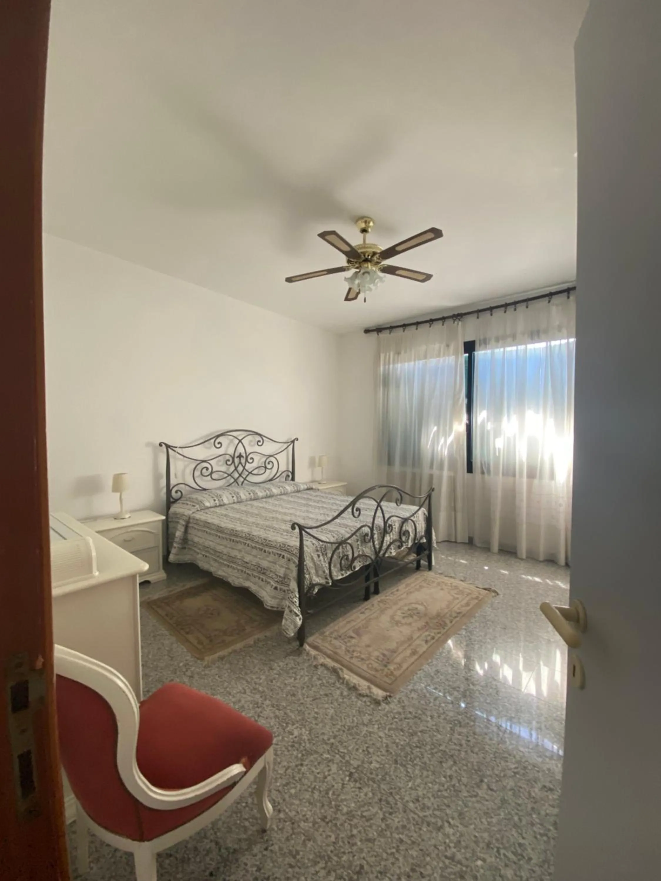 Bed in Hotel Leopold