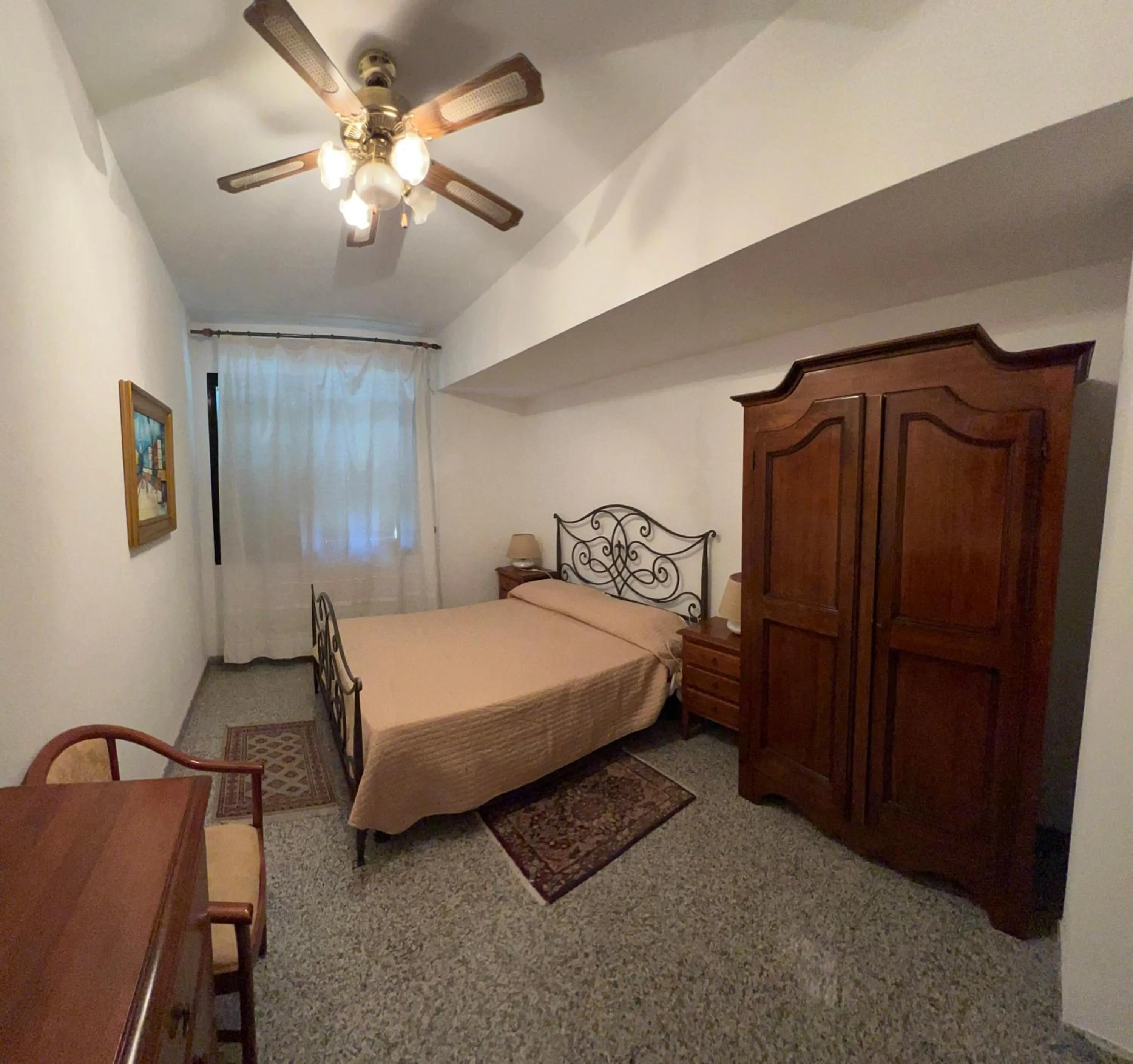 Bed in Hotel Leopold