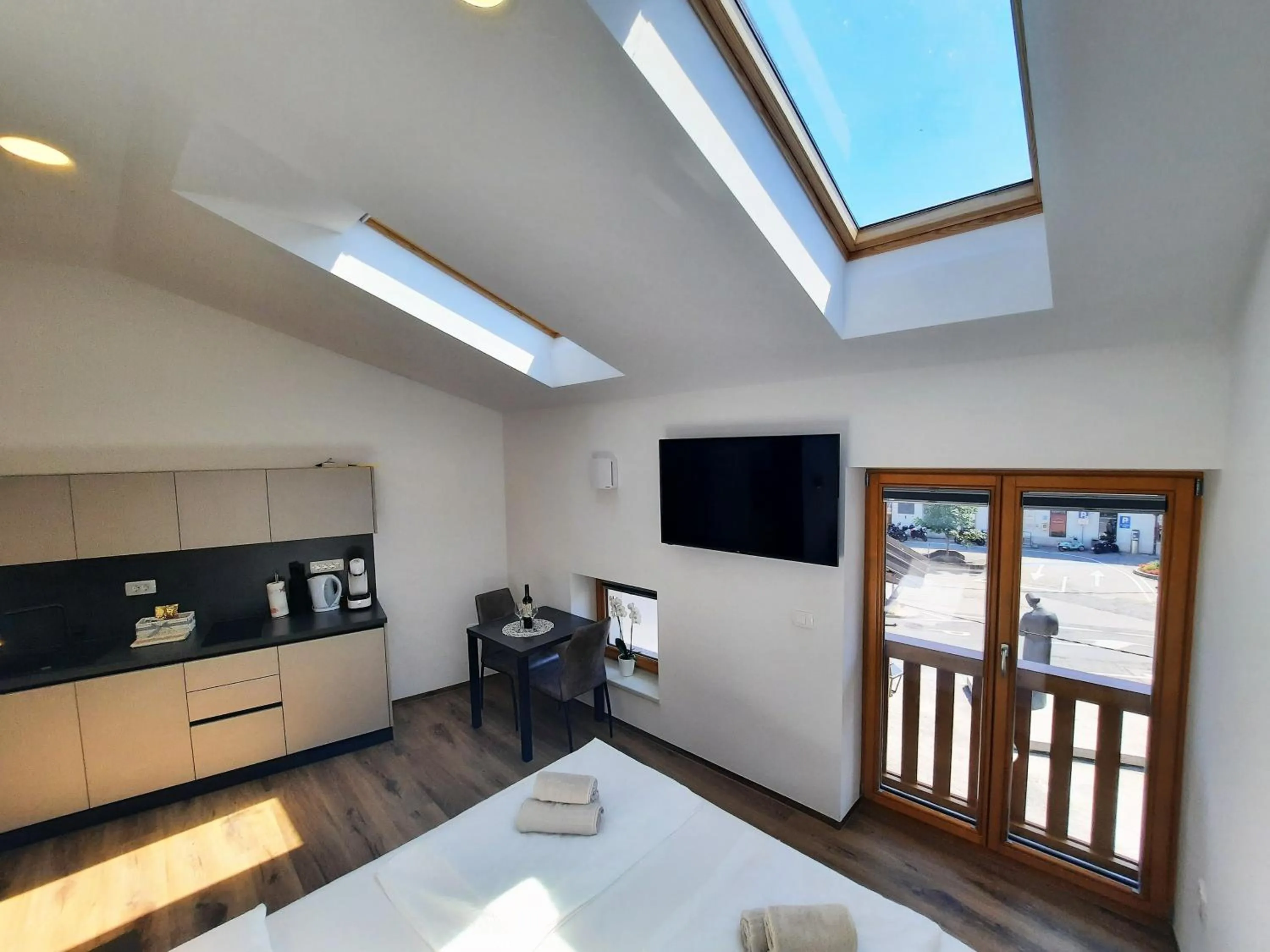 Photo of the whole room, Bed in Apartments Hlapi with SPA