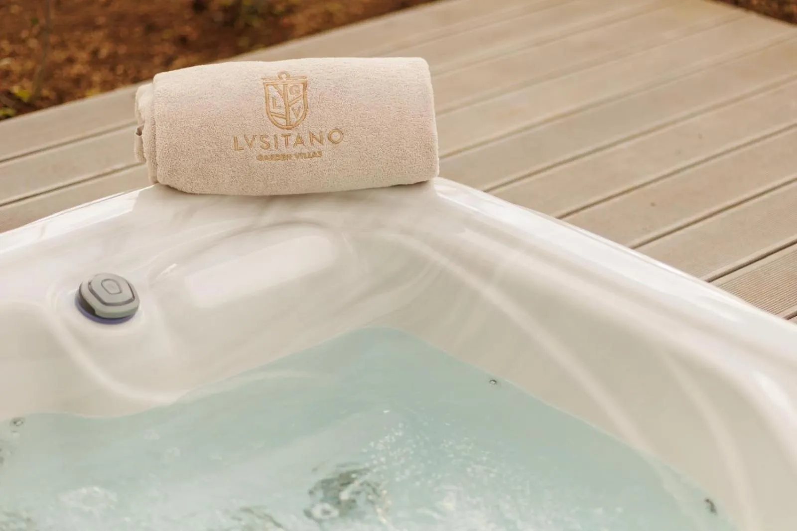 Hot Tub in Lusitano Garden Villas