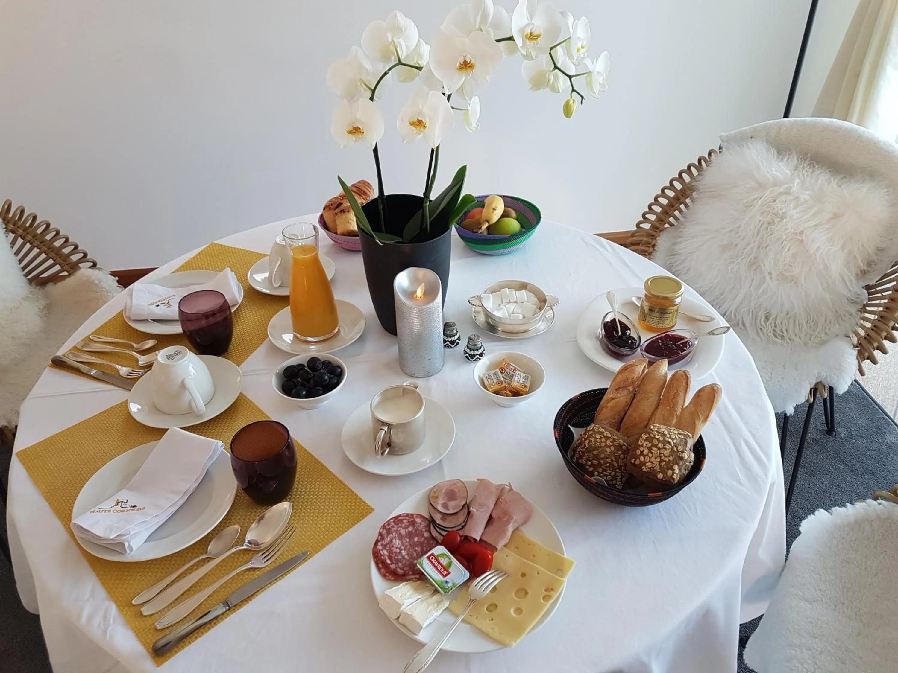 Continental breakfast in La Villa Haute Corniche