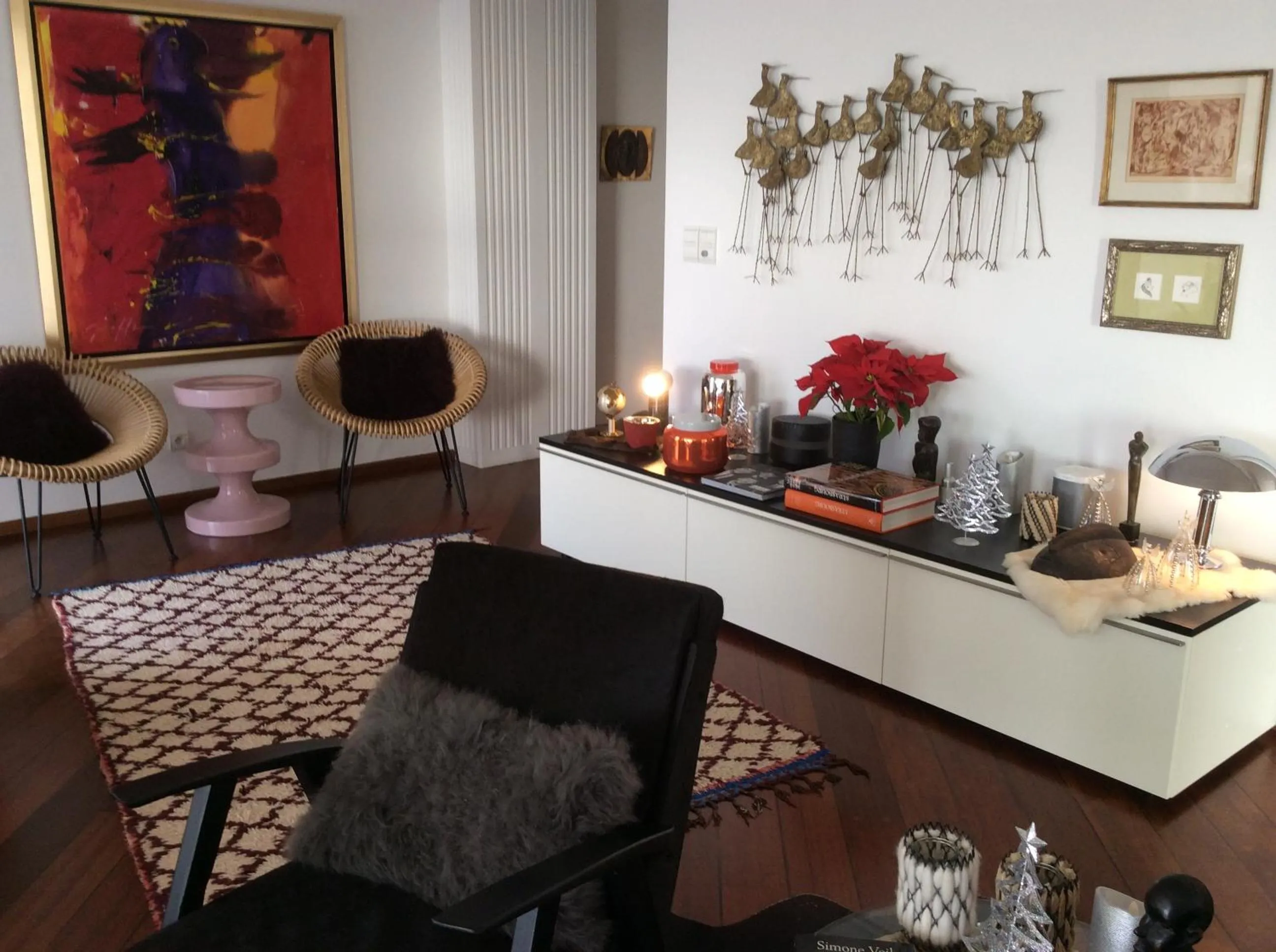 Communal lounge/ TV room in La Villa Haute Corniche