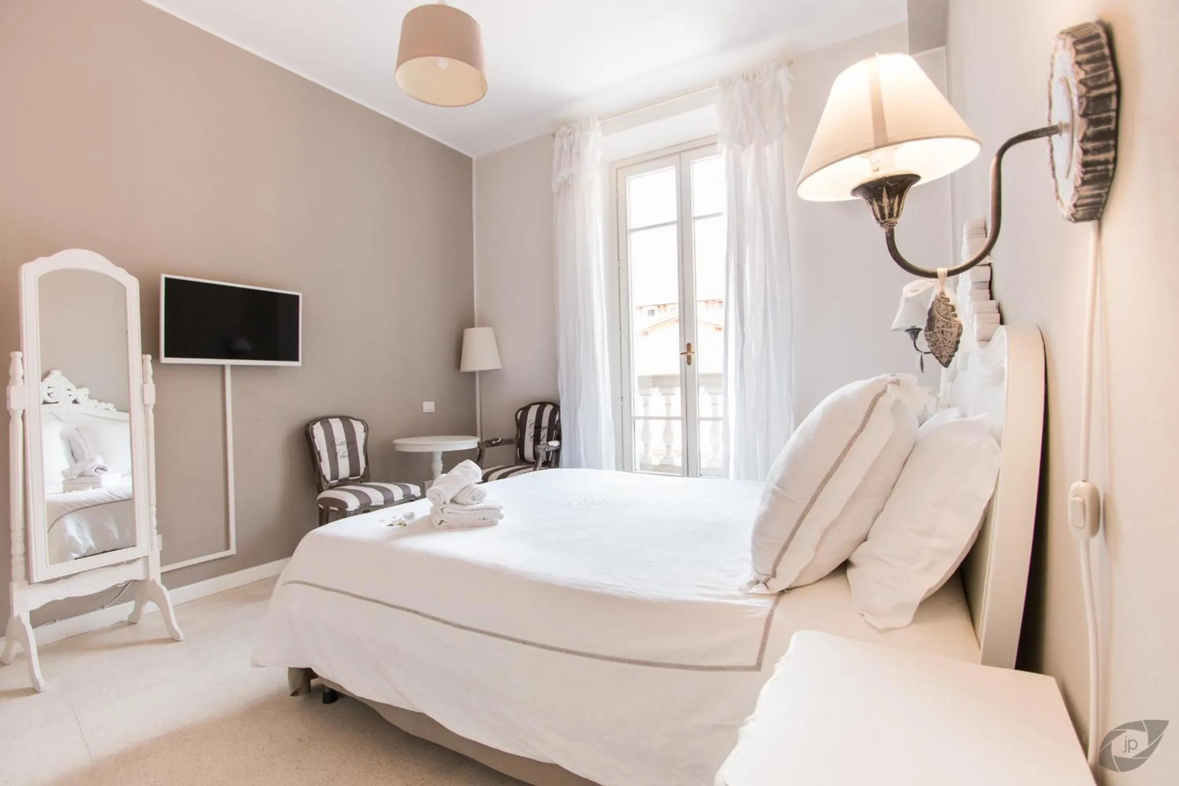 Photo of the whole room, Bed in B&B La Sosta degli Artisti