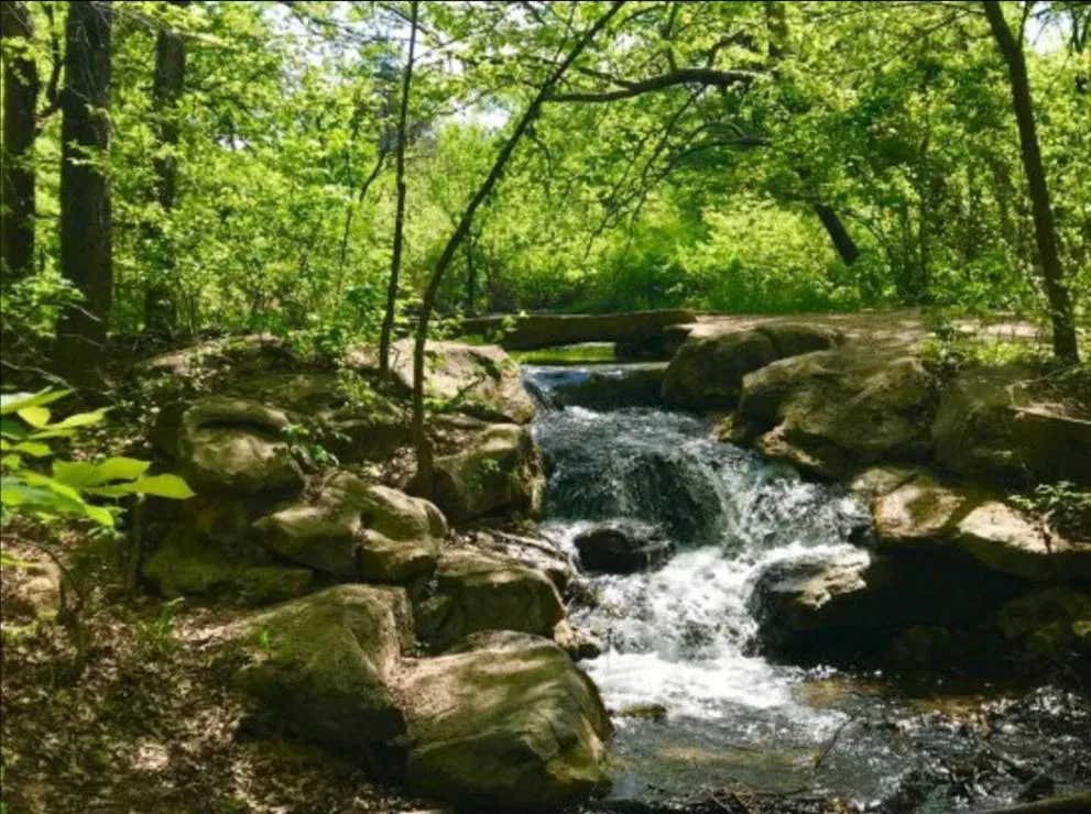 Nearby landmark in Cedarvale Cabins Turner Falls