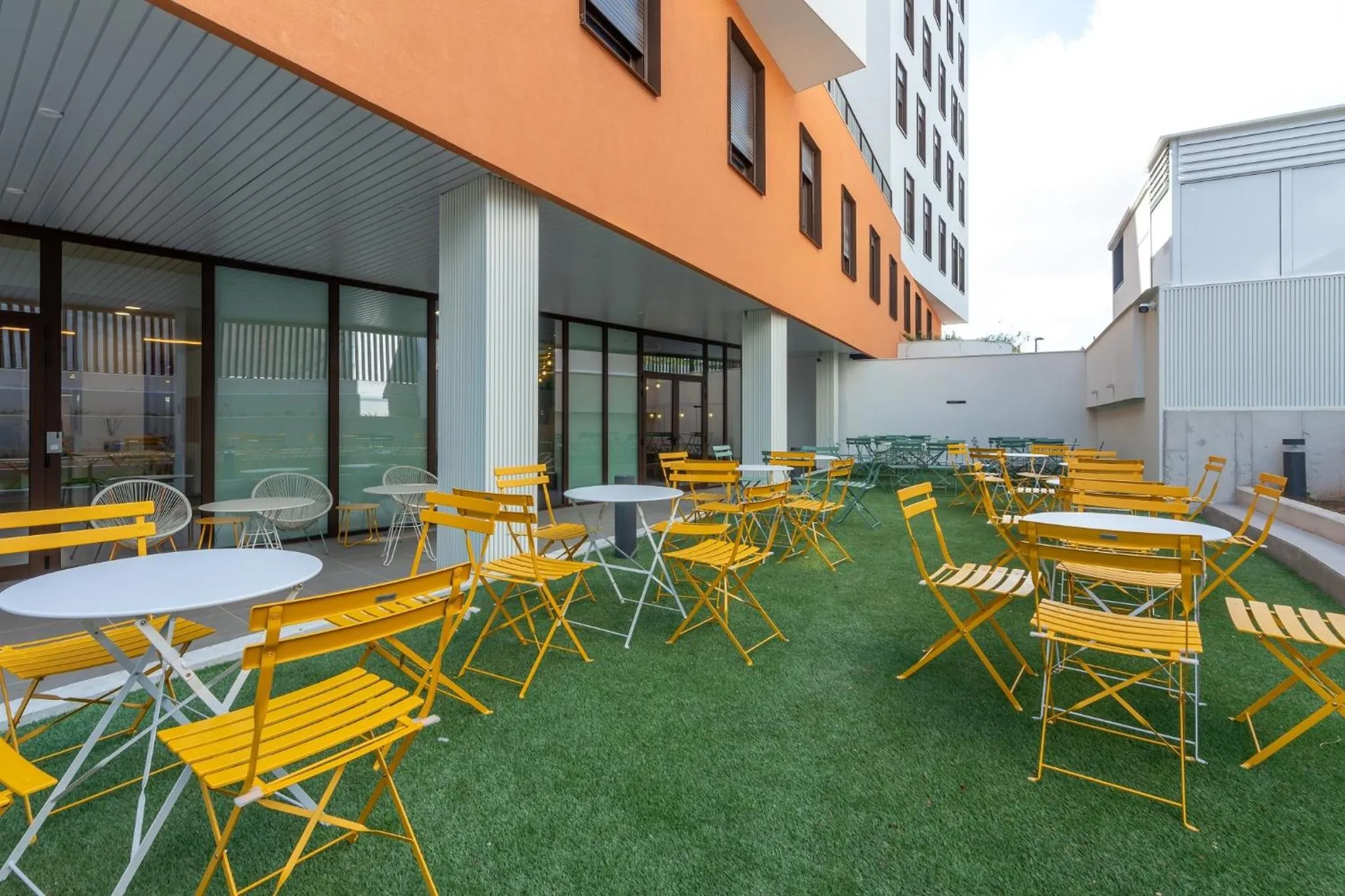 Patio in Hotel Nido Malvarrosa