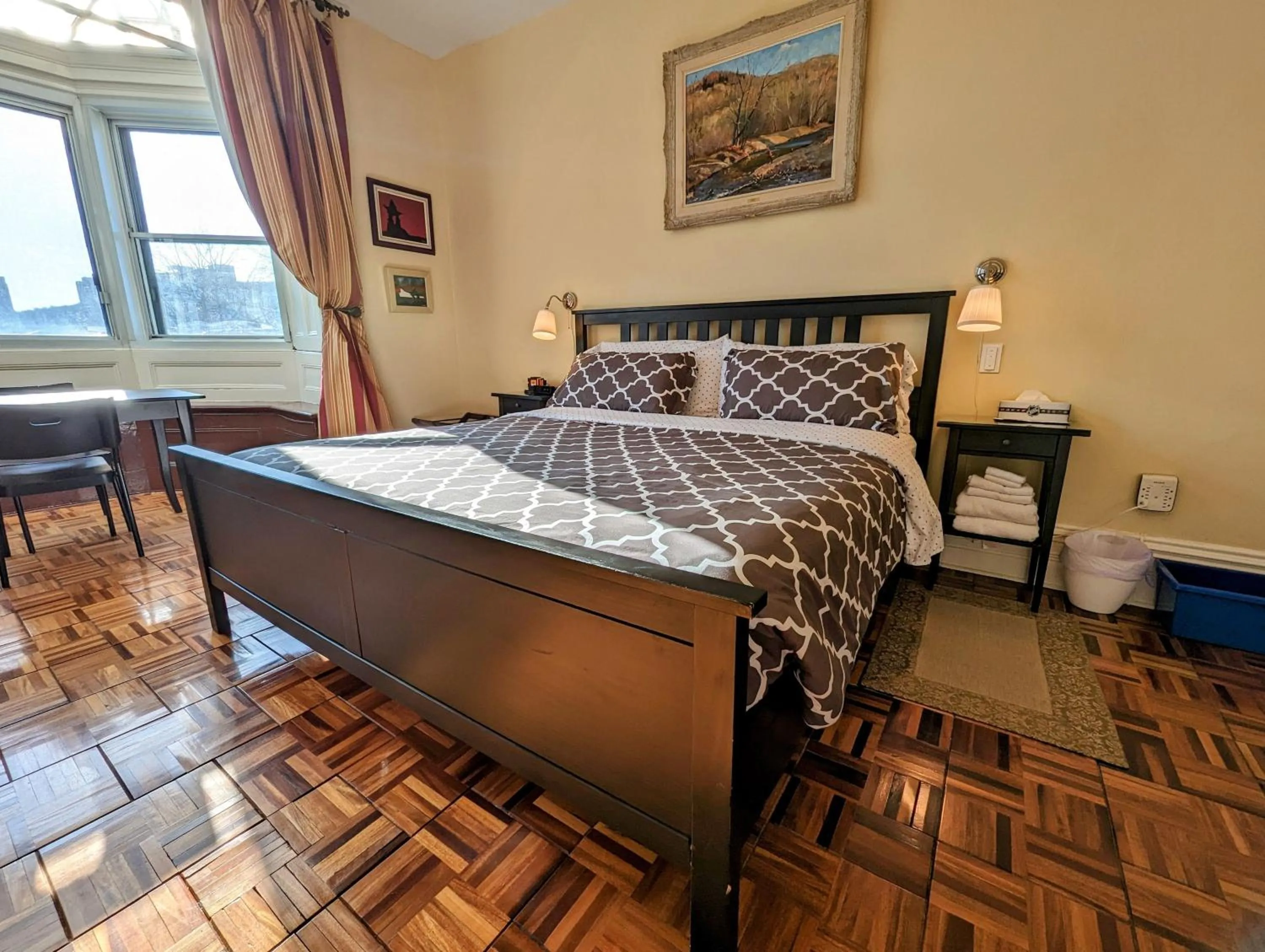 Bedroom, Bed in Gingerbread Manor