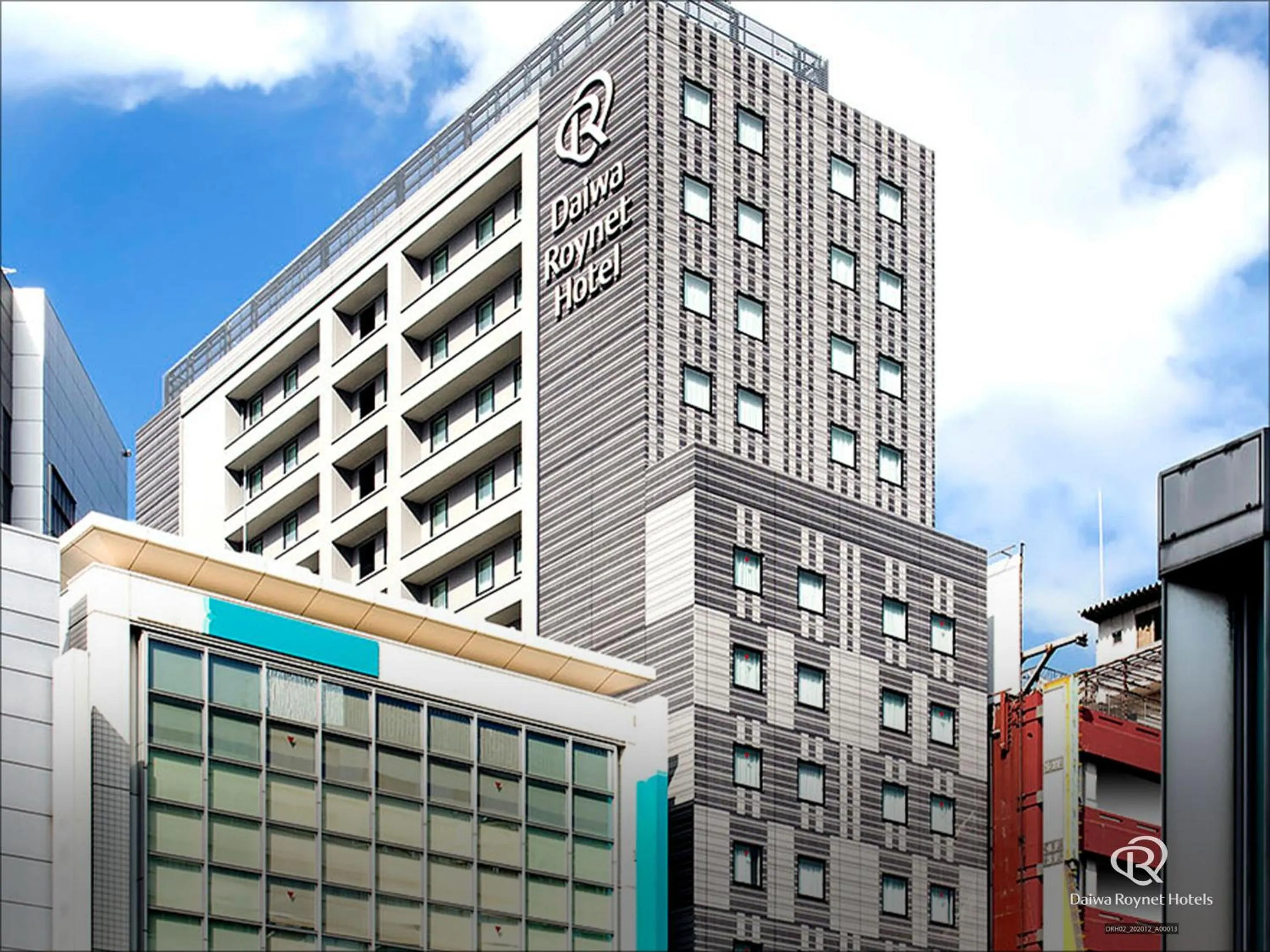 Property building in Daiwa Roynet Hotel Chiba Ekimae