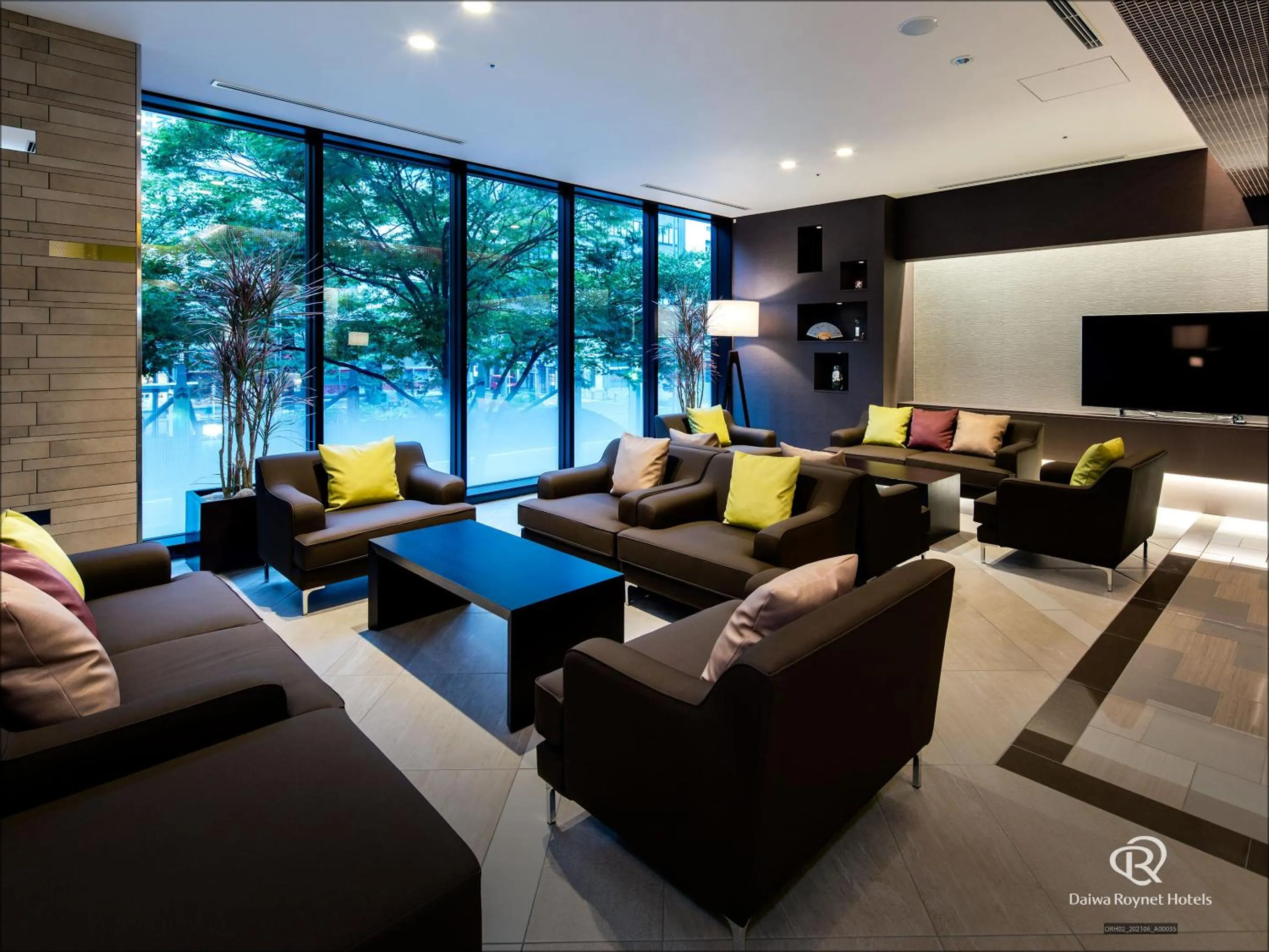 Living room in Daiwa Roynet Hotel Chiba Ekimae
