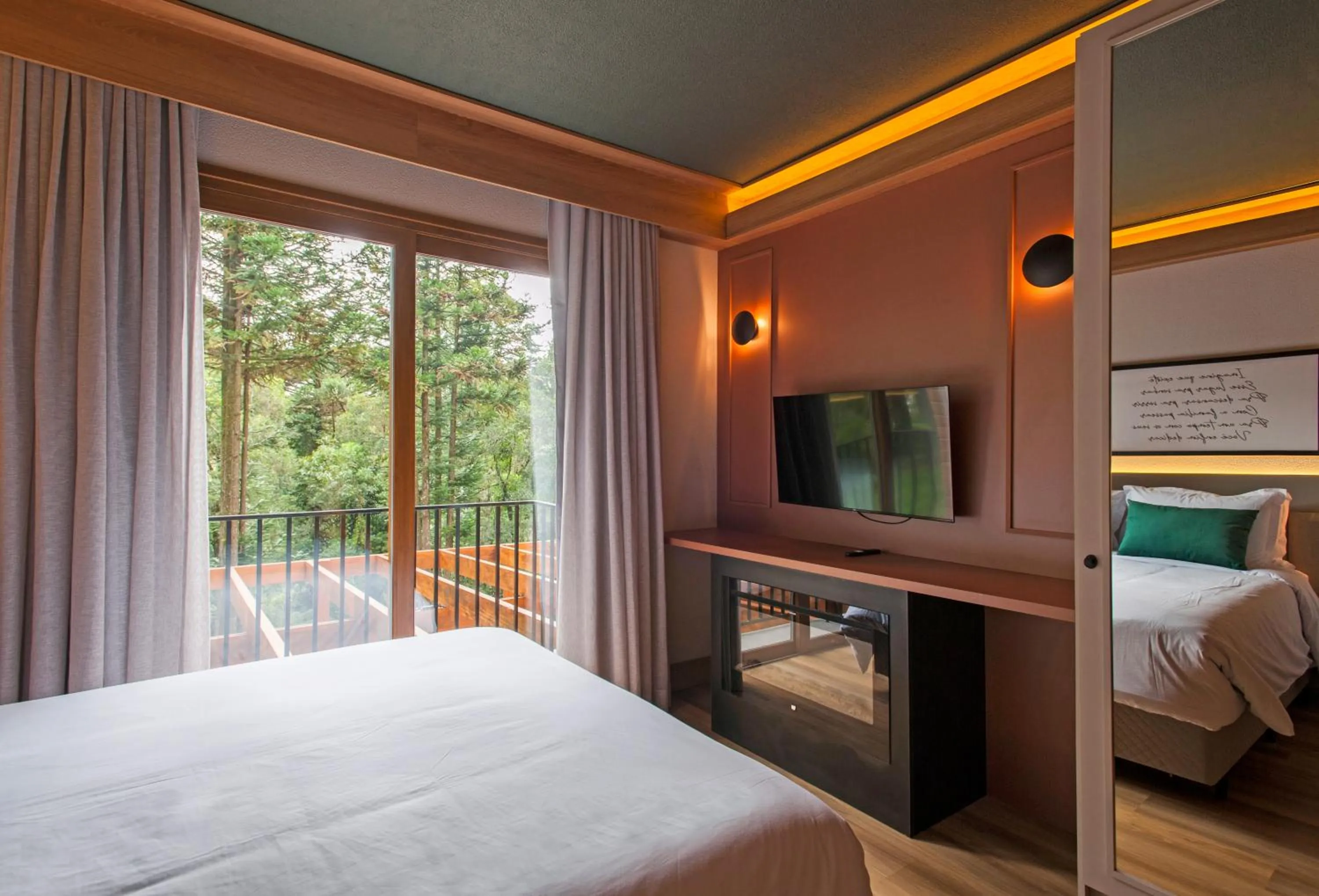 Bed in Poehma Lago Negro by Livá OFICIAL