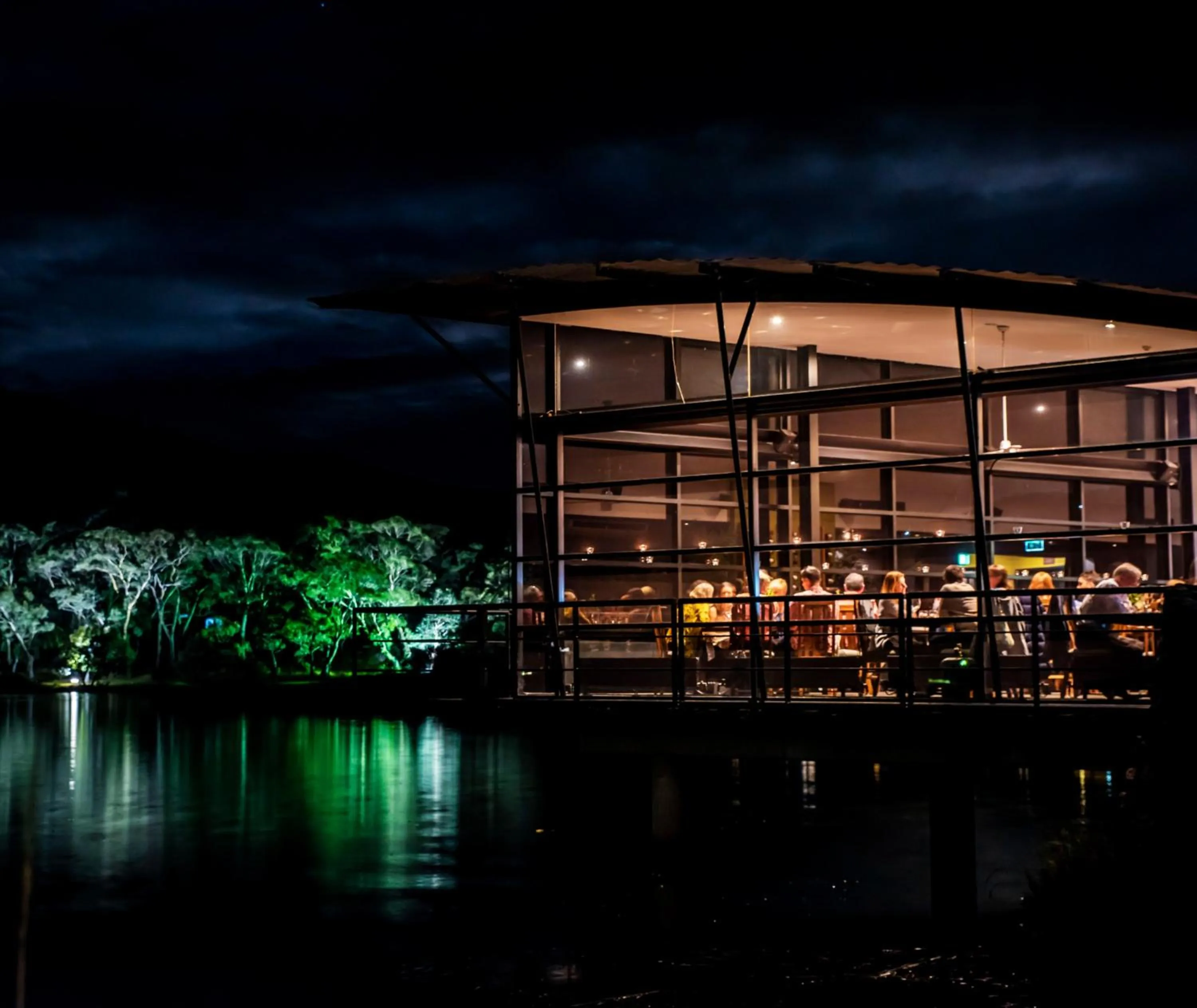 Restaurant/places to eat in Oaks Lake Crackenback Resort