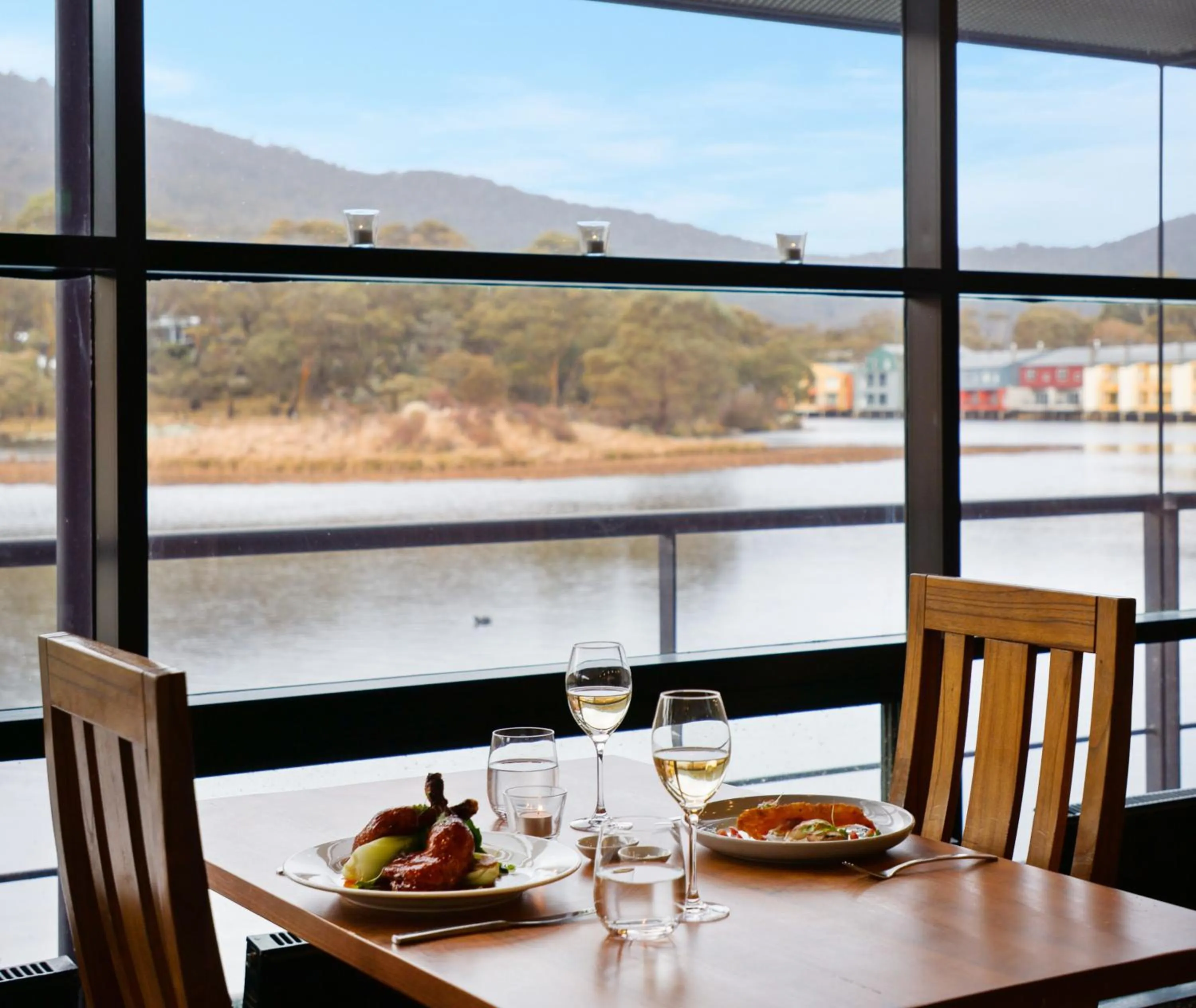 Restaurant/places to eat in Oaks Lake Crackenback Resort