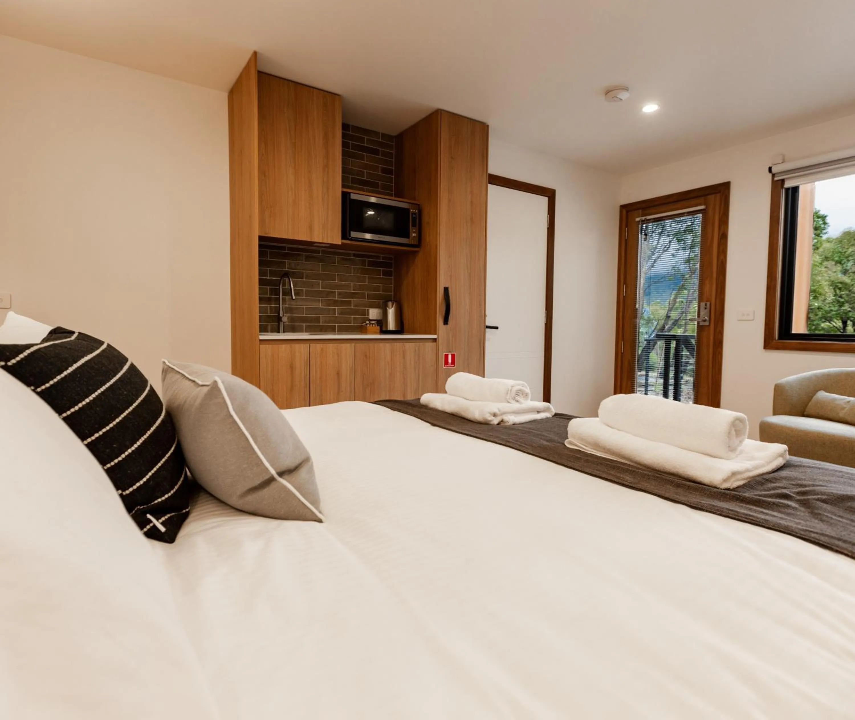 Bed in Oaks Lake Crackenback Resort