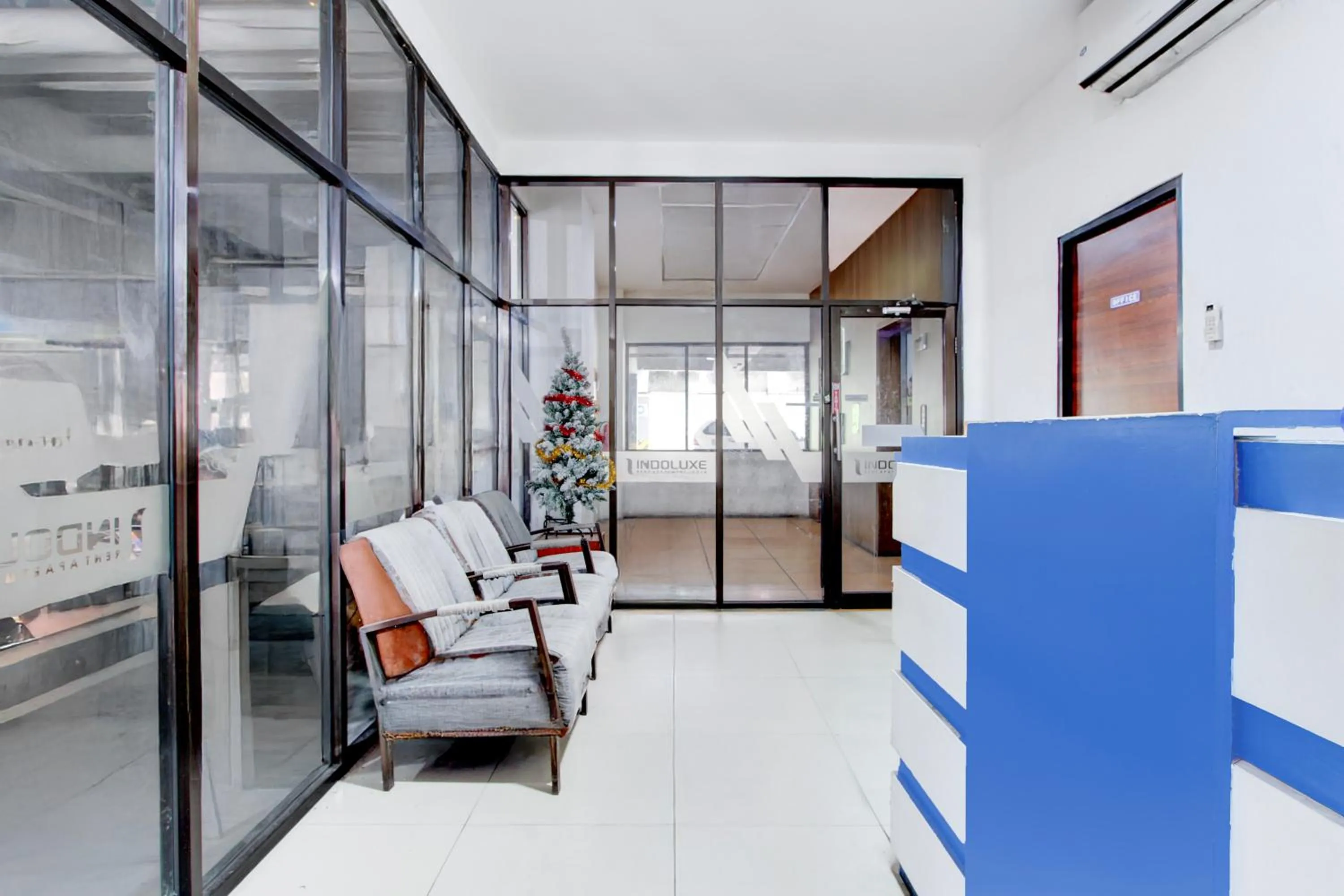 Lobby or reception in Collection O Yogyakarta Near Tugu Jogja Formerly Vivo Aparment