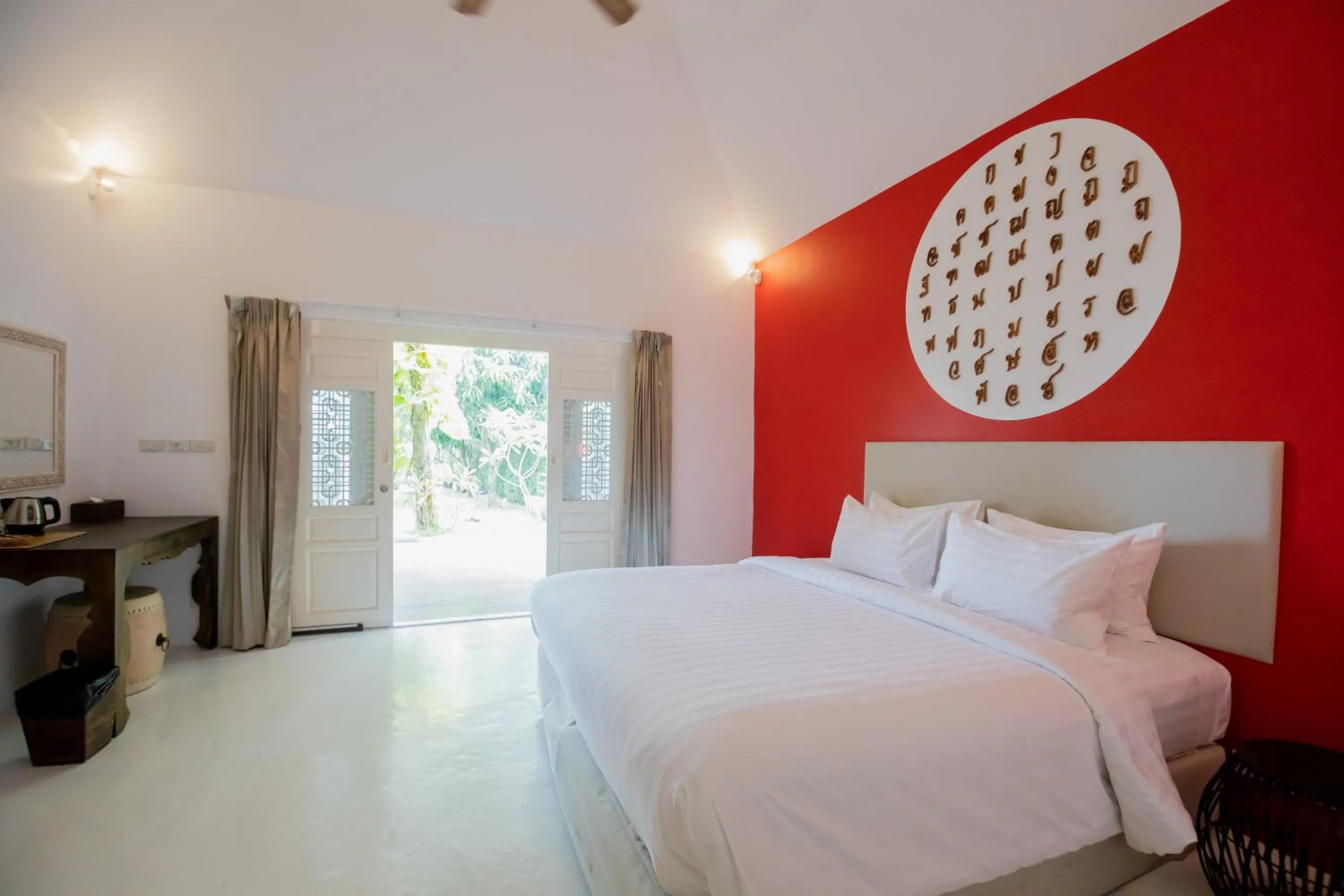 Bed in Sanae Beach Hua Hin